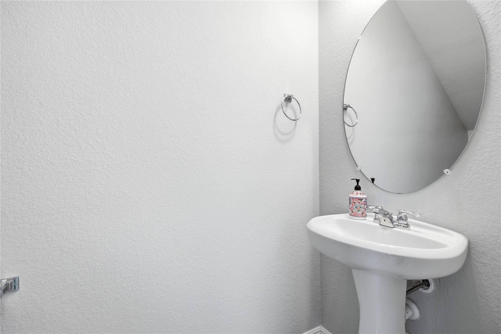 1214 Falconer WAY, Austin, TX 78748