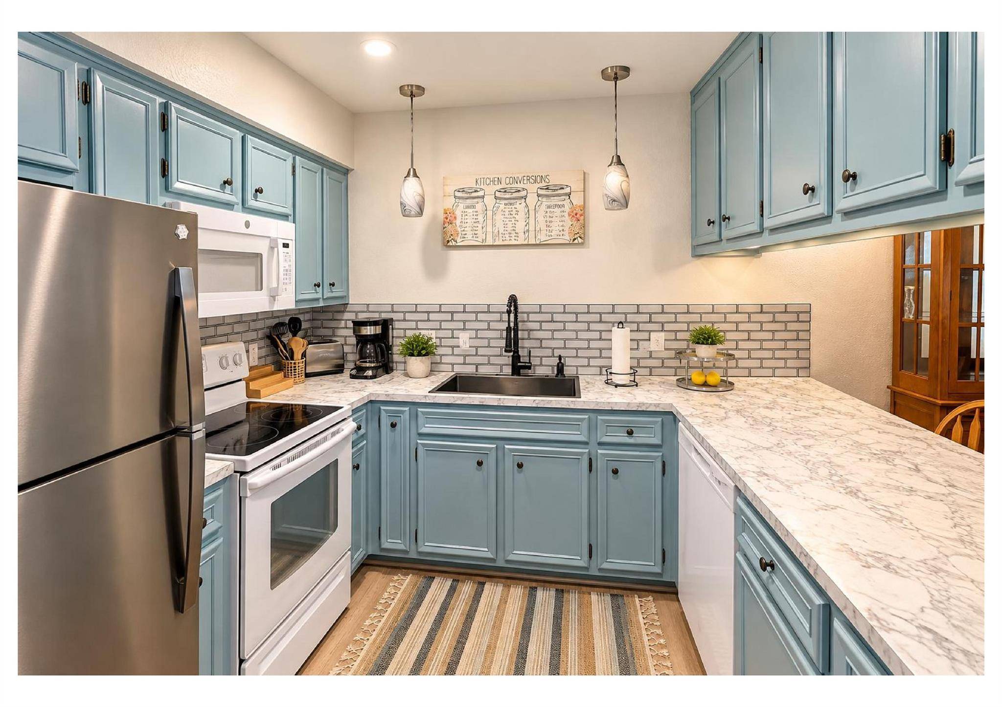 307 Crest VW #4, Horseshoe Bay, TX 78657