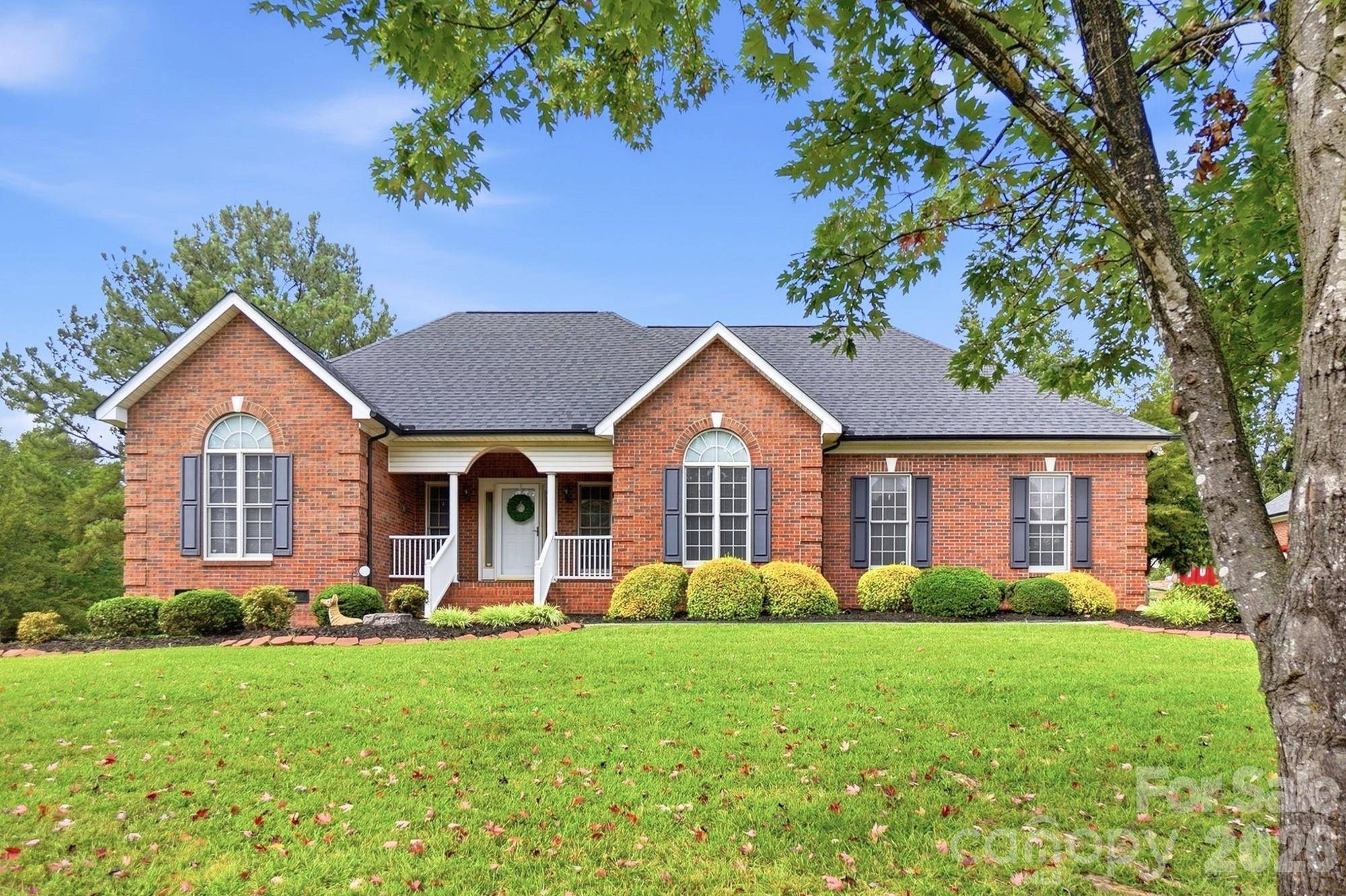 2301 Hunter Davis CT, Monroe, NC 28110