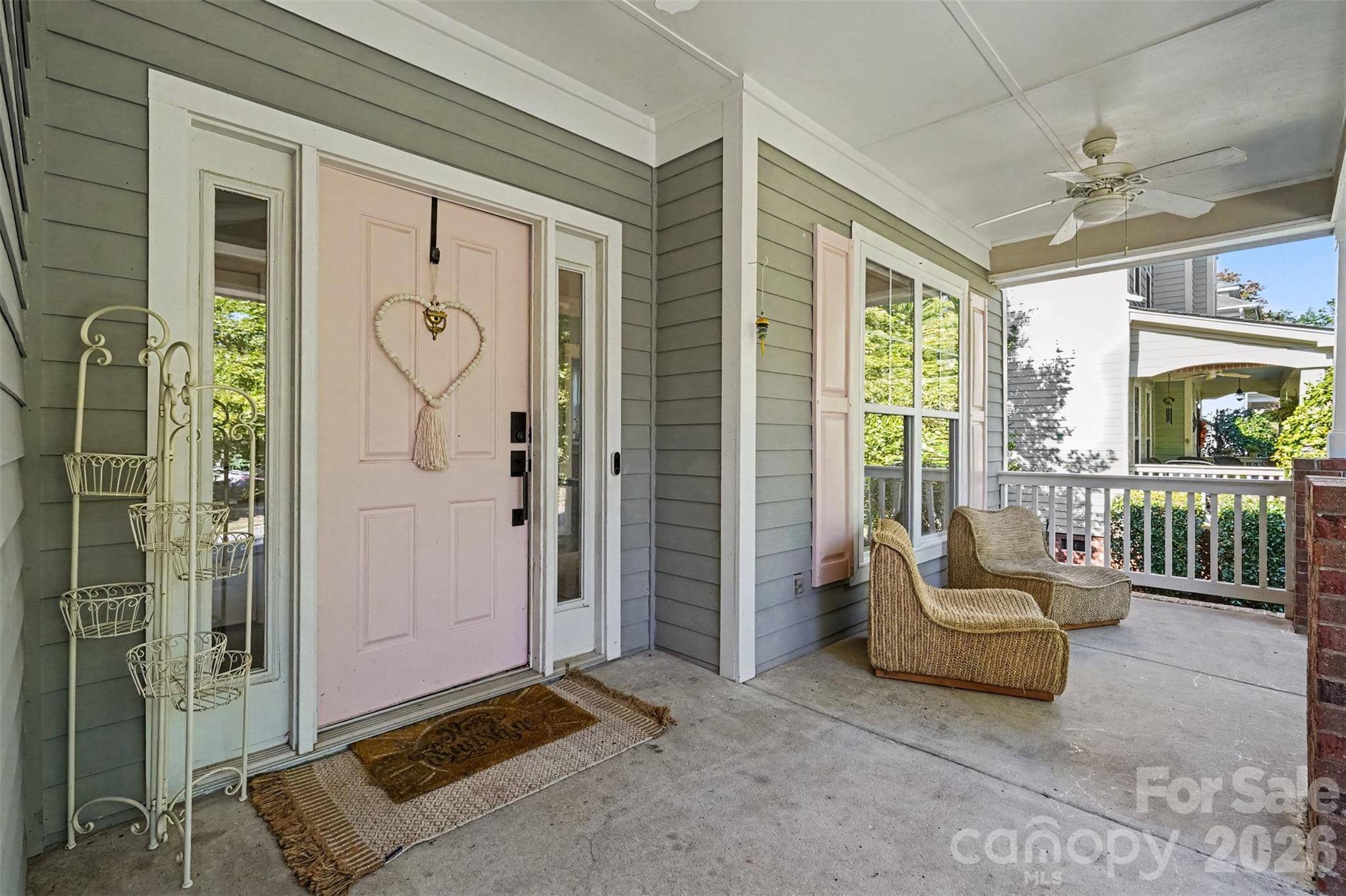 5809 Mantario DR, Charlotte, NC 28269