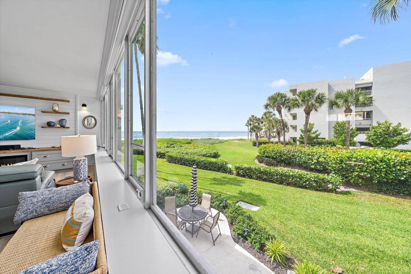 100 SANDS POINT RD #219, Longboat Key, FL 34228