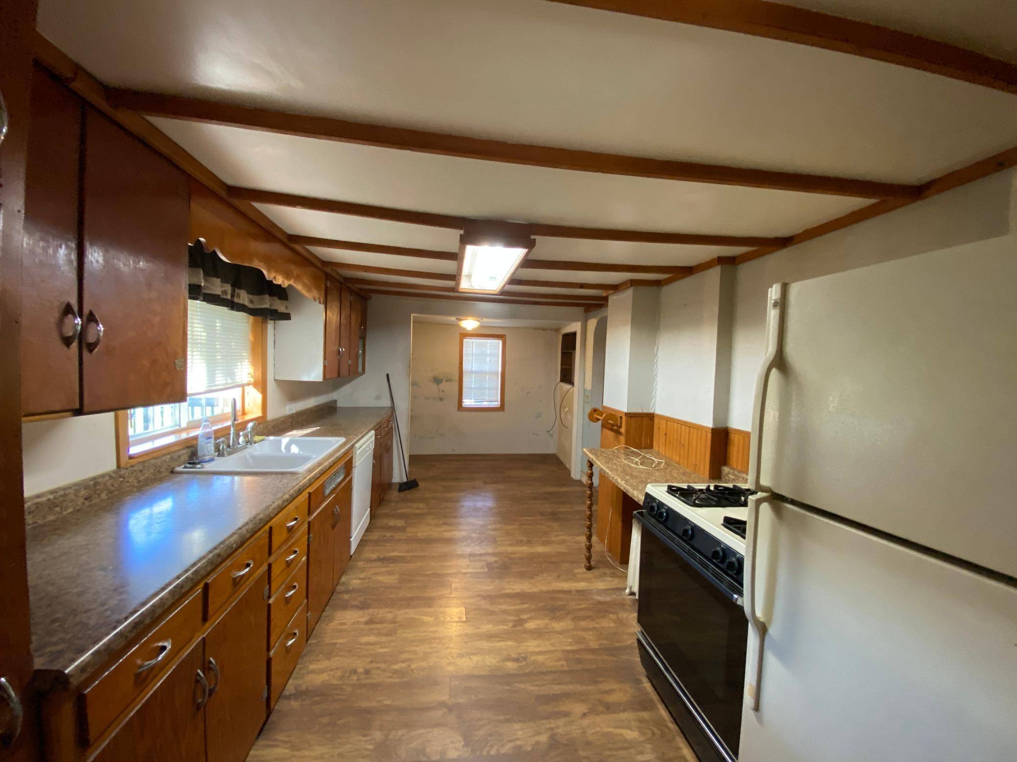 918 S Newton AVE, Albert Lea, MN 56007