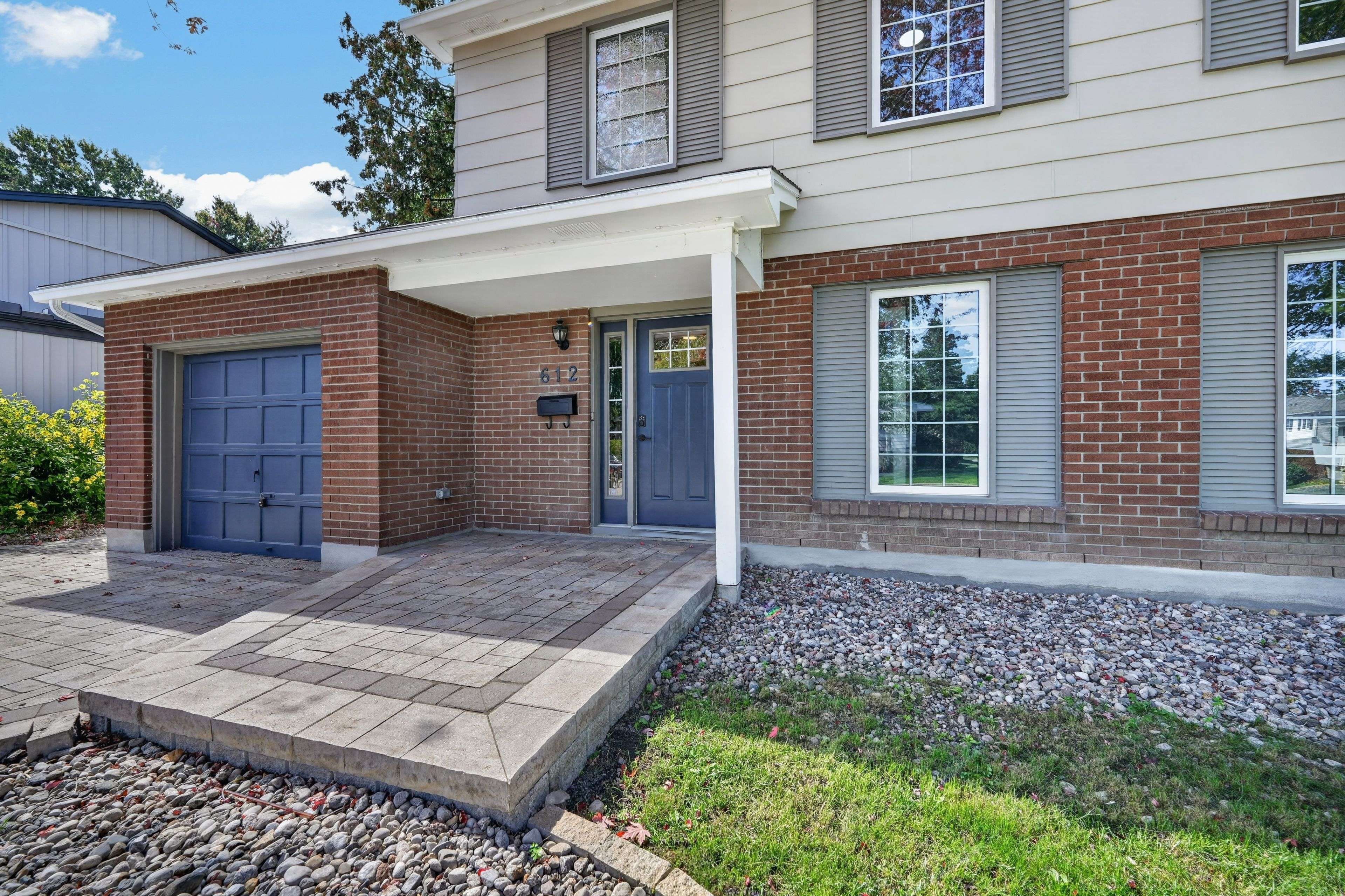 612 Clancy ST, Beacon Hill North - South And Area, ON K1J 7T9