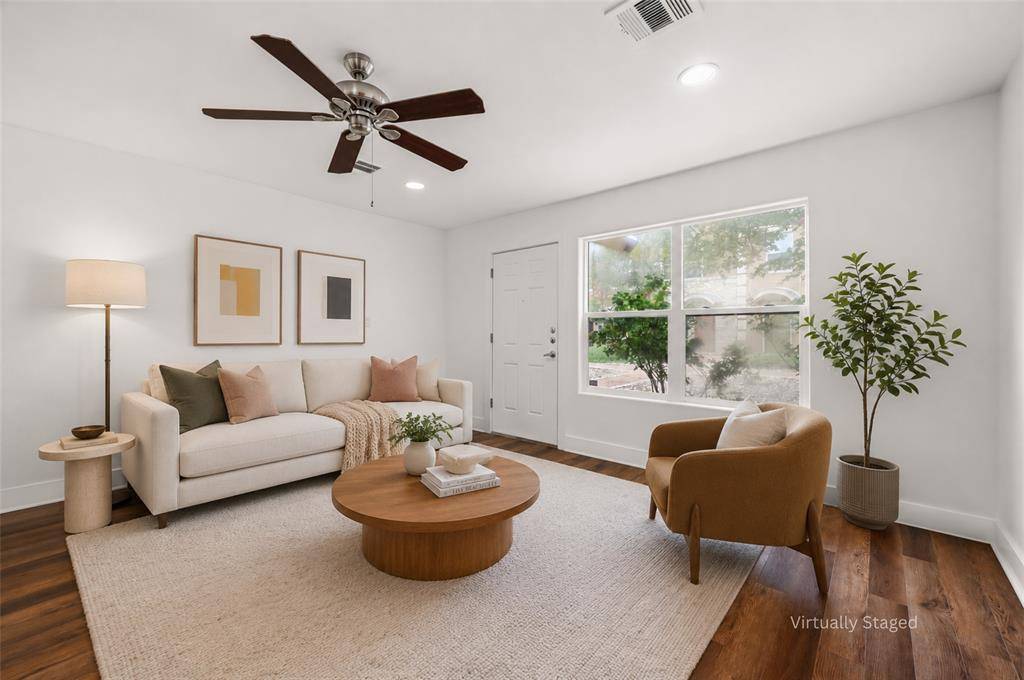 1101 Grove BLVD #208, Austin, TX 78741