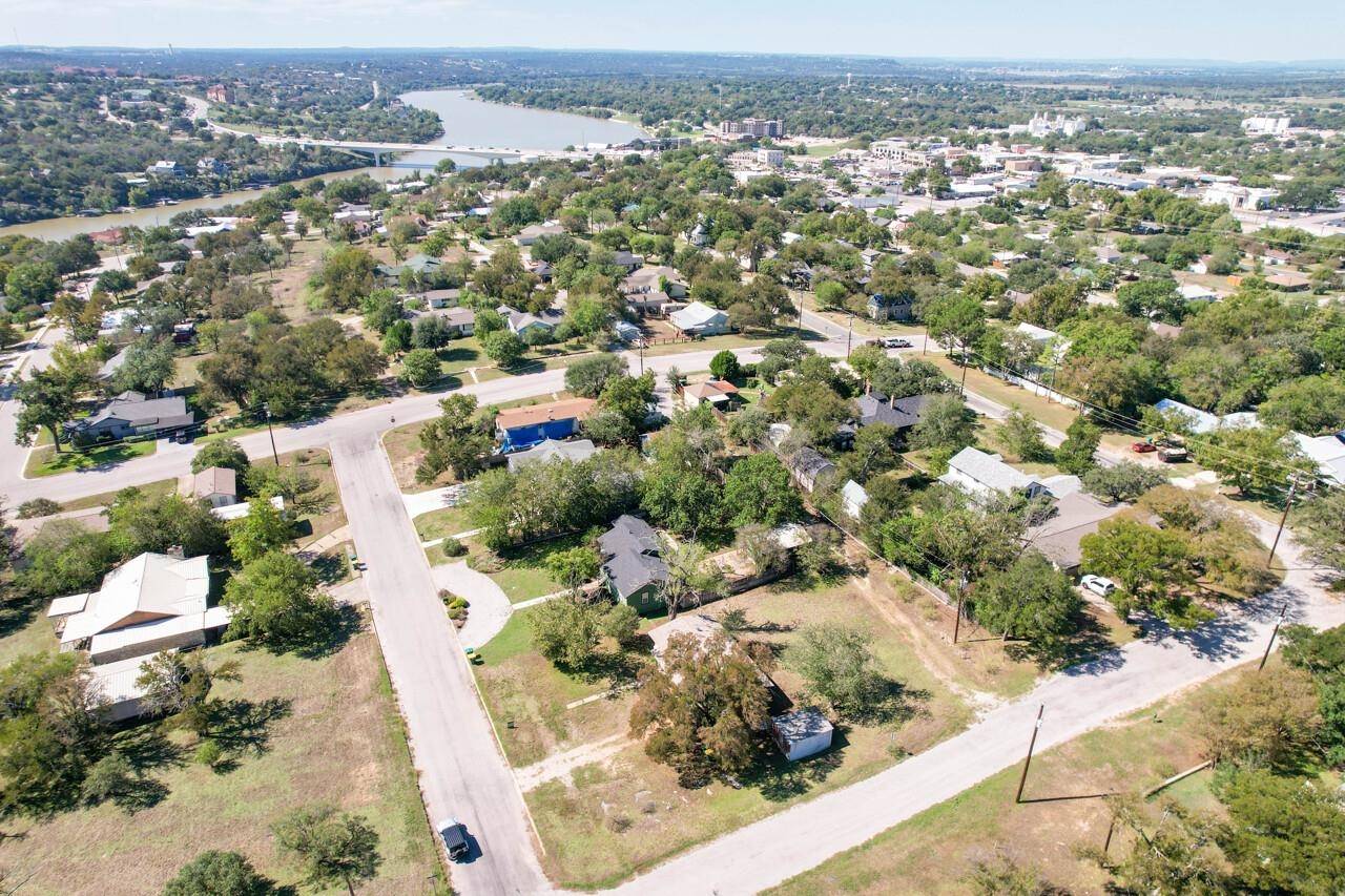 616 Avenue D, Marble Falls, TX 78654