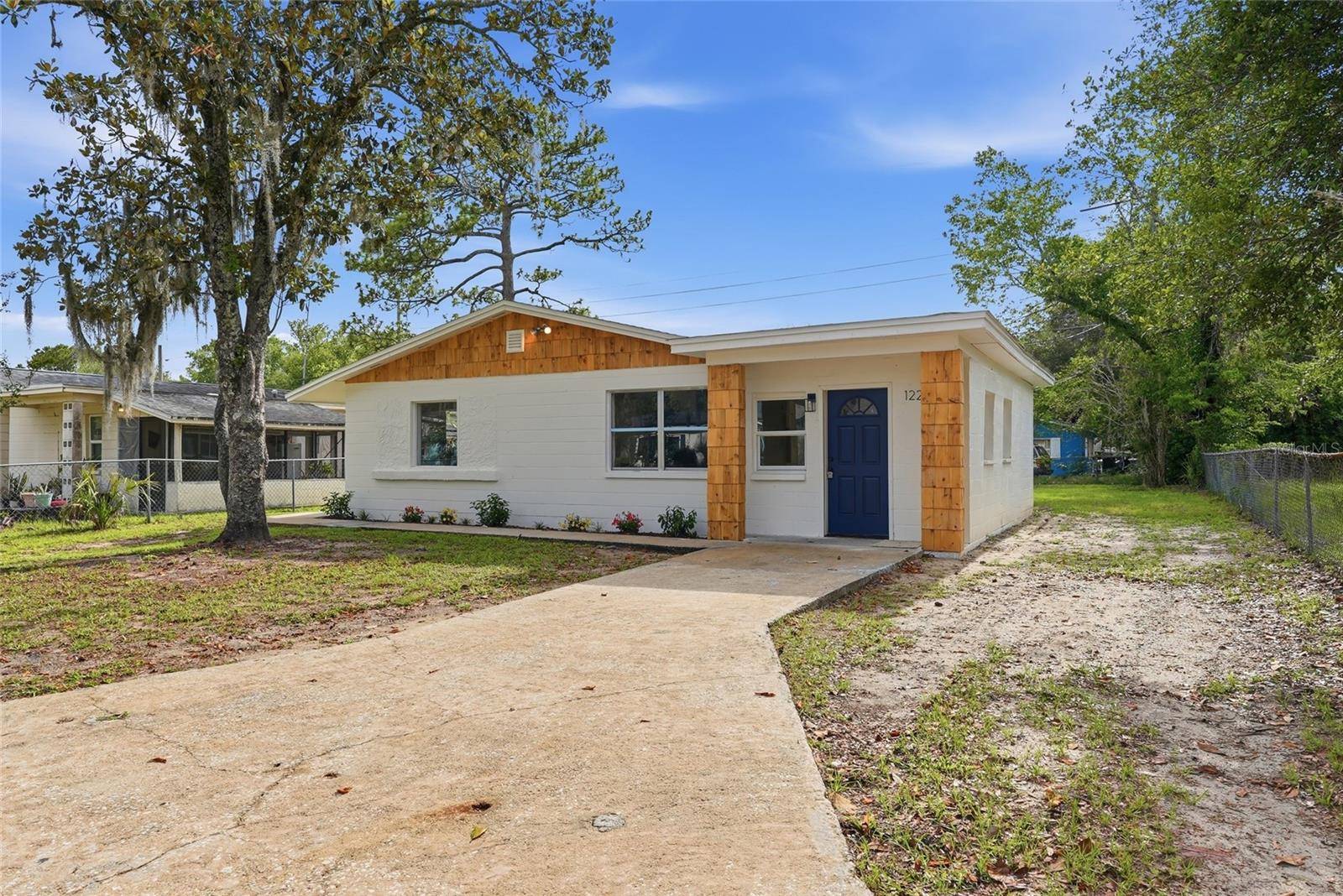 1228 SE 19TH ST, Gainesville, FL 32641