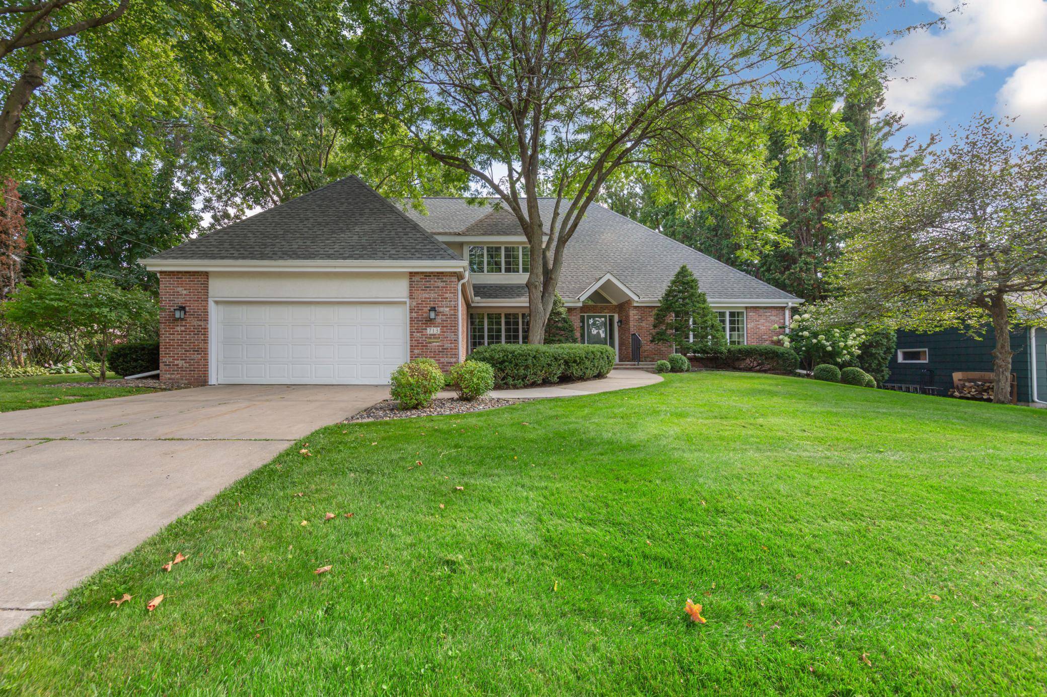 713 Highland AVE, Northfield, MN 55057