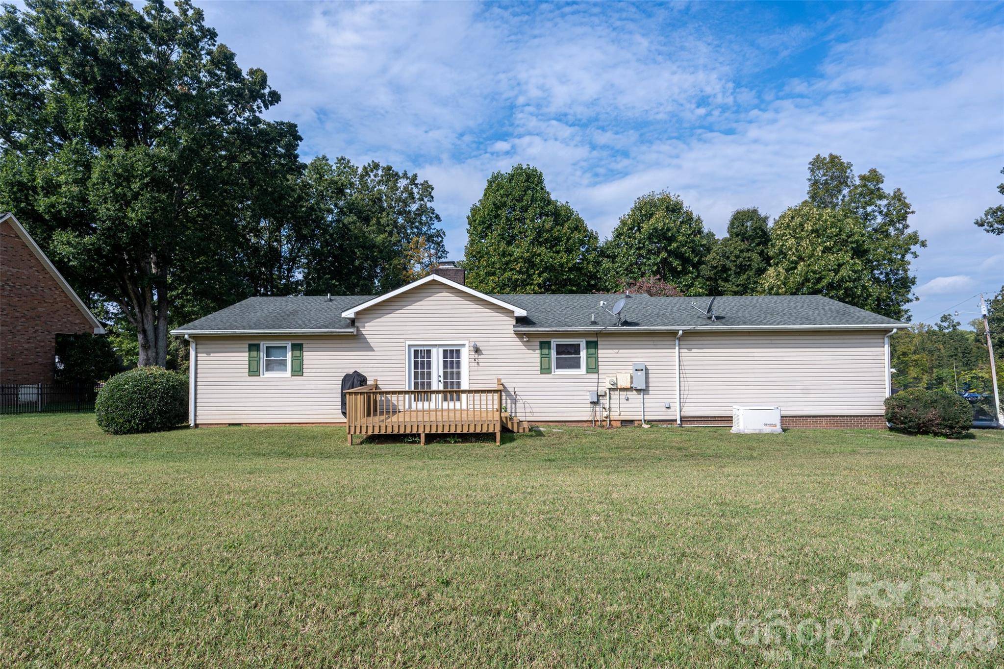 1440 Barbara DR, Cherryville, NC 28021