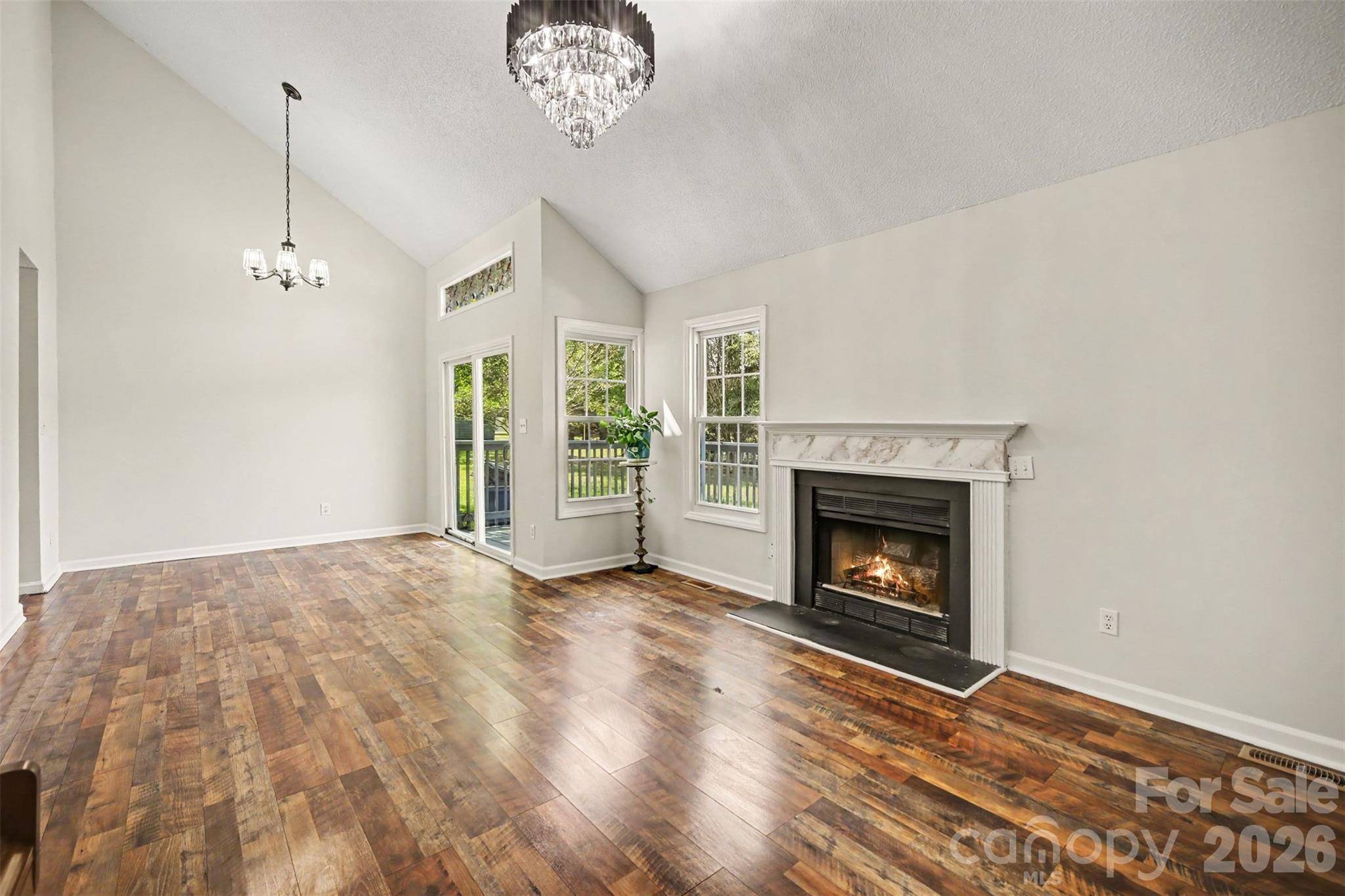 325 Briarcliff RD, Grover, NC 28073