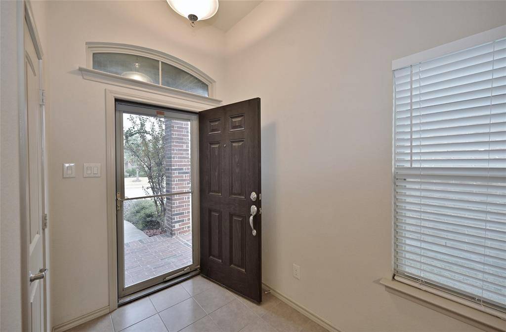 5921 Comanche Peak Drive, Fort Worth, TX 76179