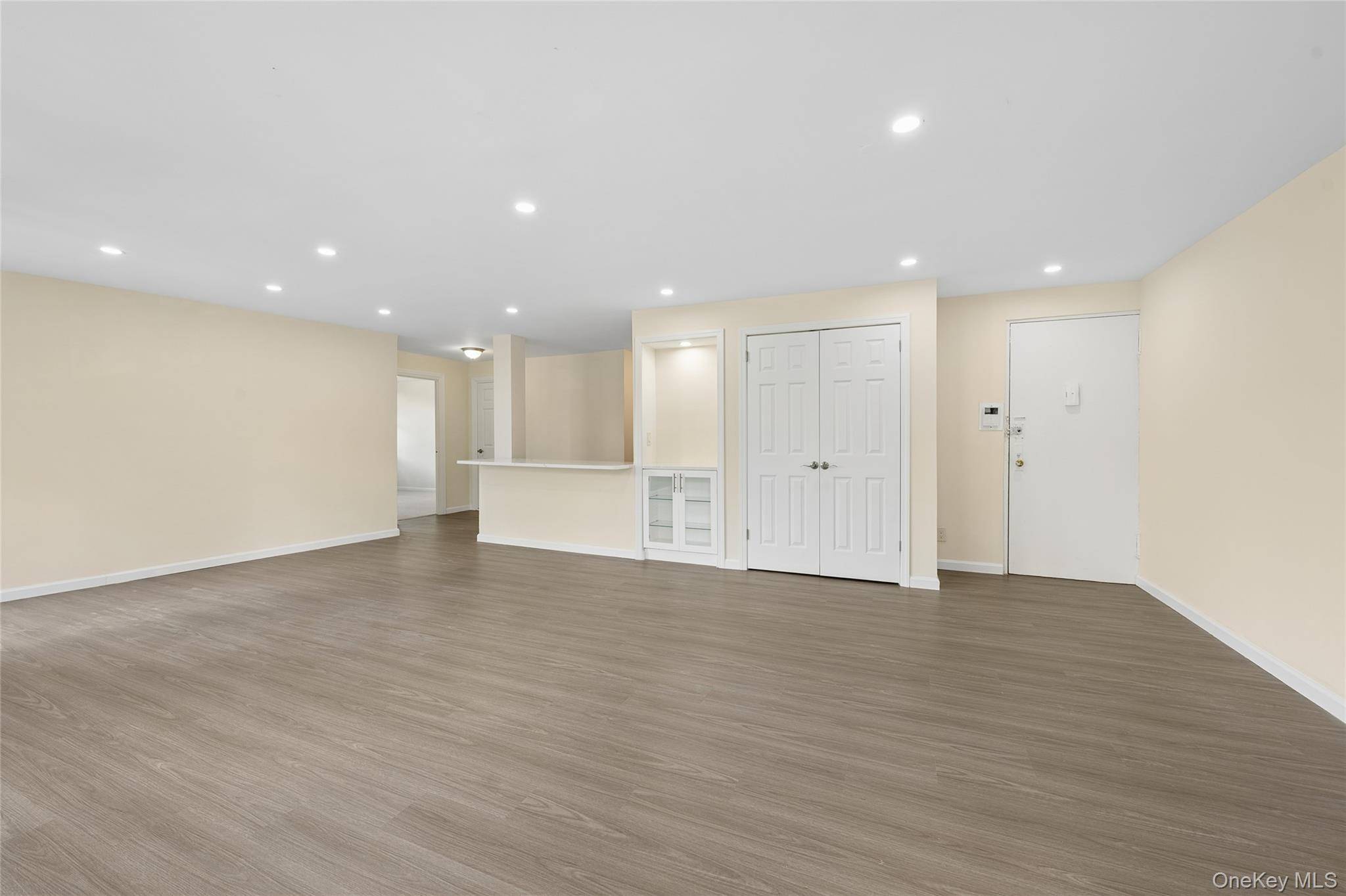 166-26 Powells Cove BLVD #3D, Beechhurst, NY 11357