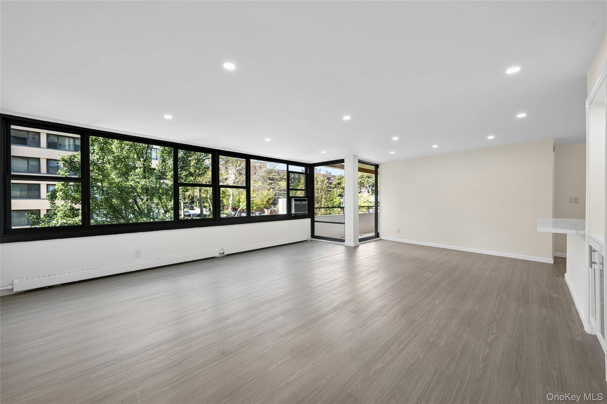 166-26 Powells Cove BLVD #3D, Beechhurst, NY 11357