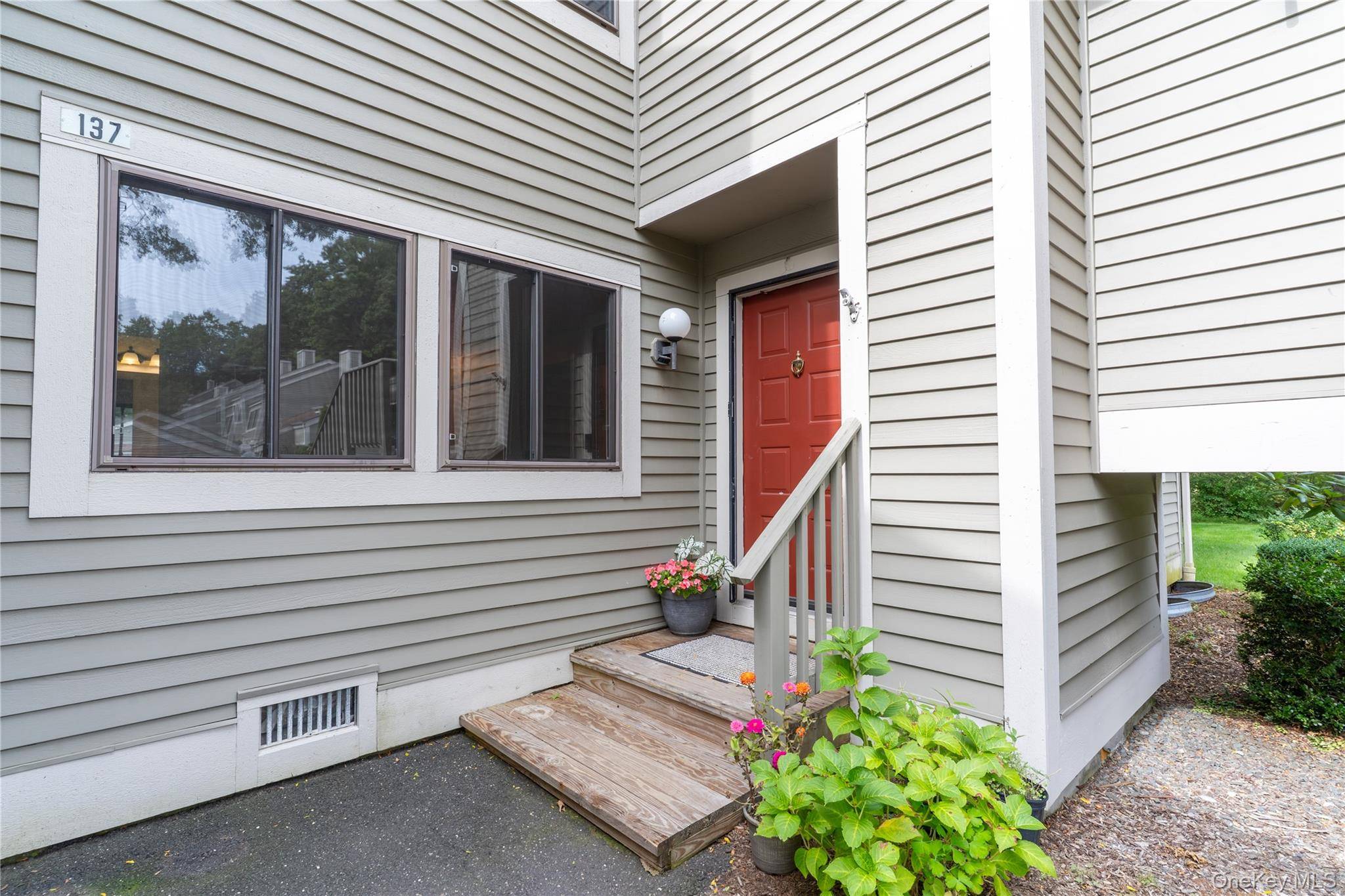 137 Stone Meadow #137, South Salem, NY 10590