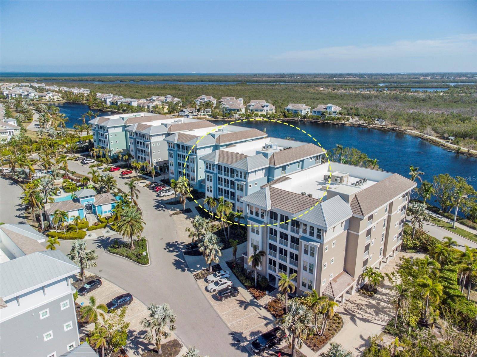 391 ARUBA CIR #203, Bradenton, FL 34209