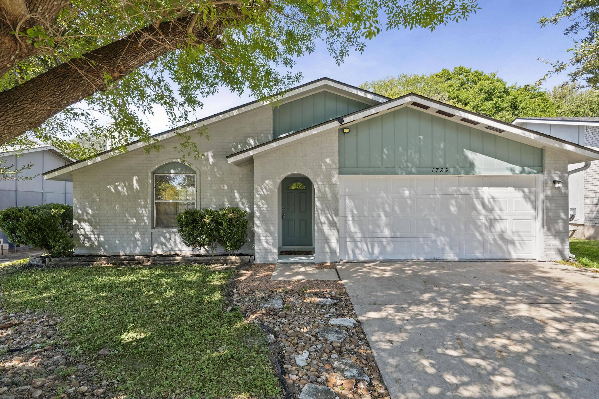 1729 Cricket Hollow DR, Austin, TX 78758