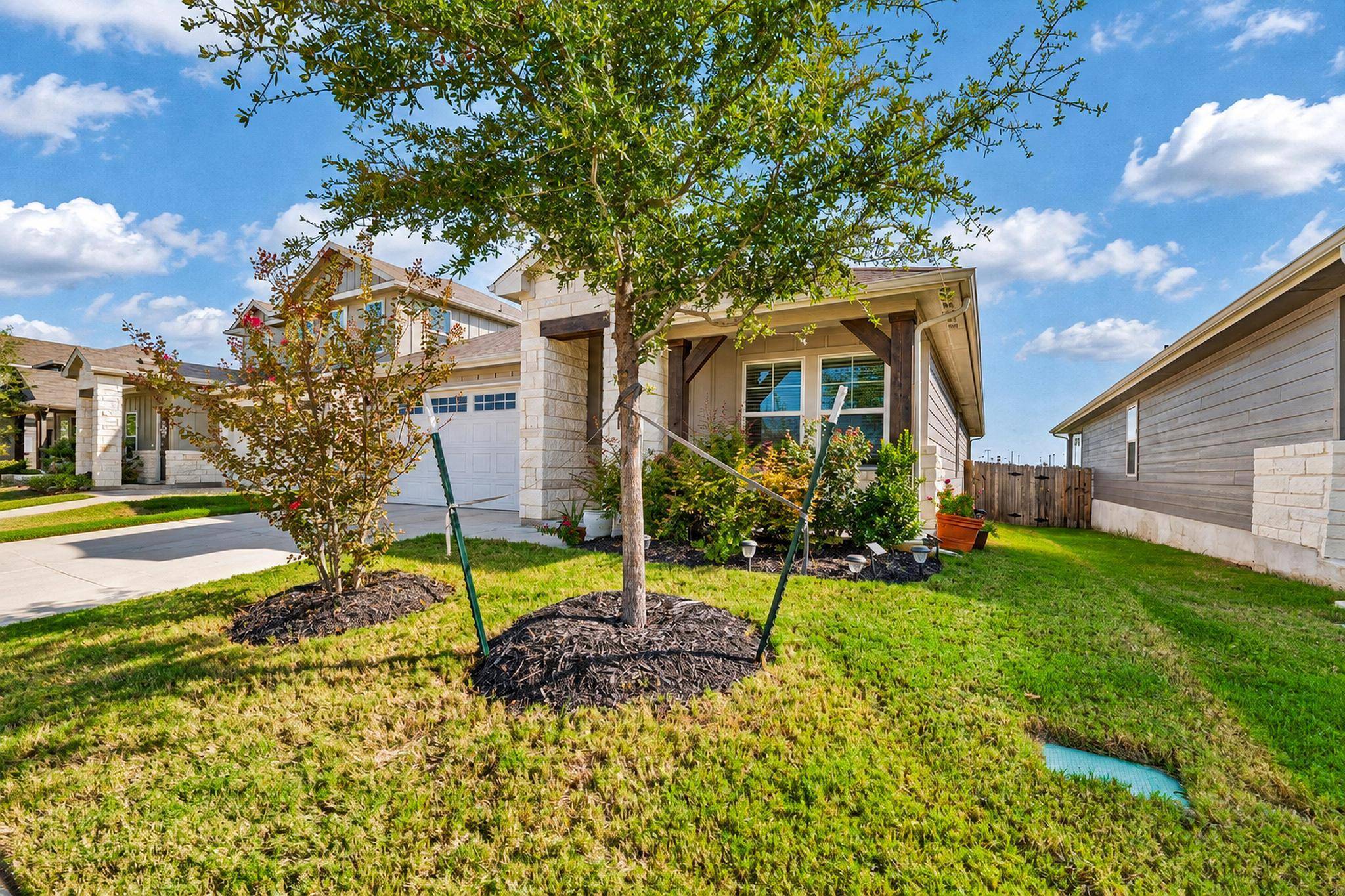 2879 Mill Run BND, Round Rock, TX 78665