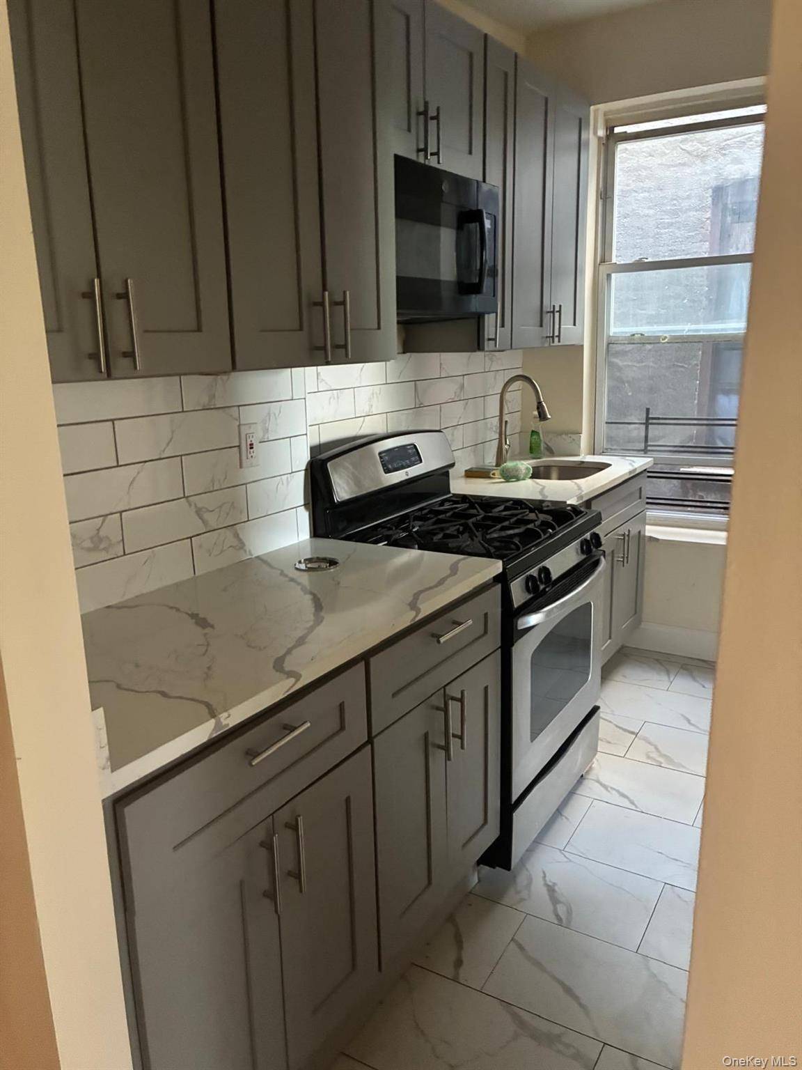 1029 College AVE, Bronx, NY 10456