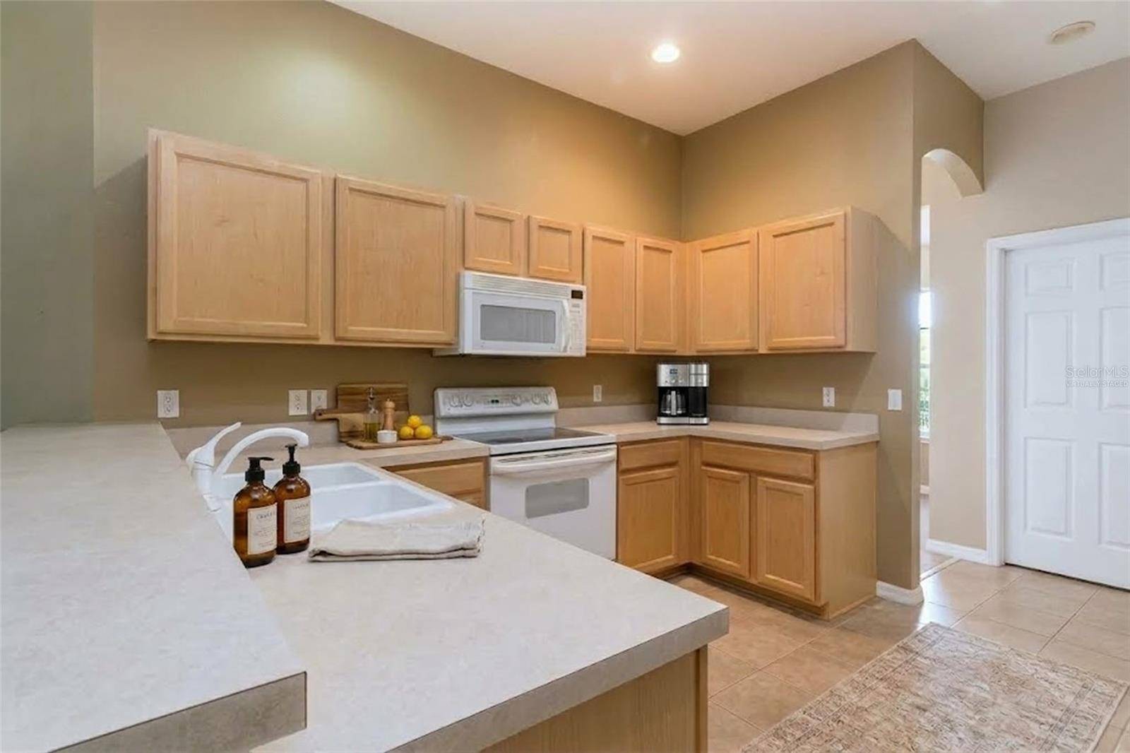 2336 RYE GRASS LN, Oviedo, FL 32765