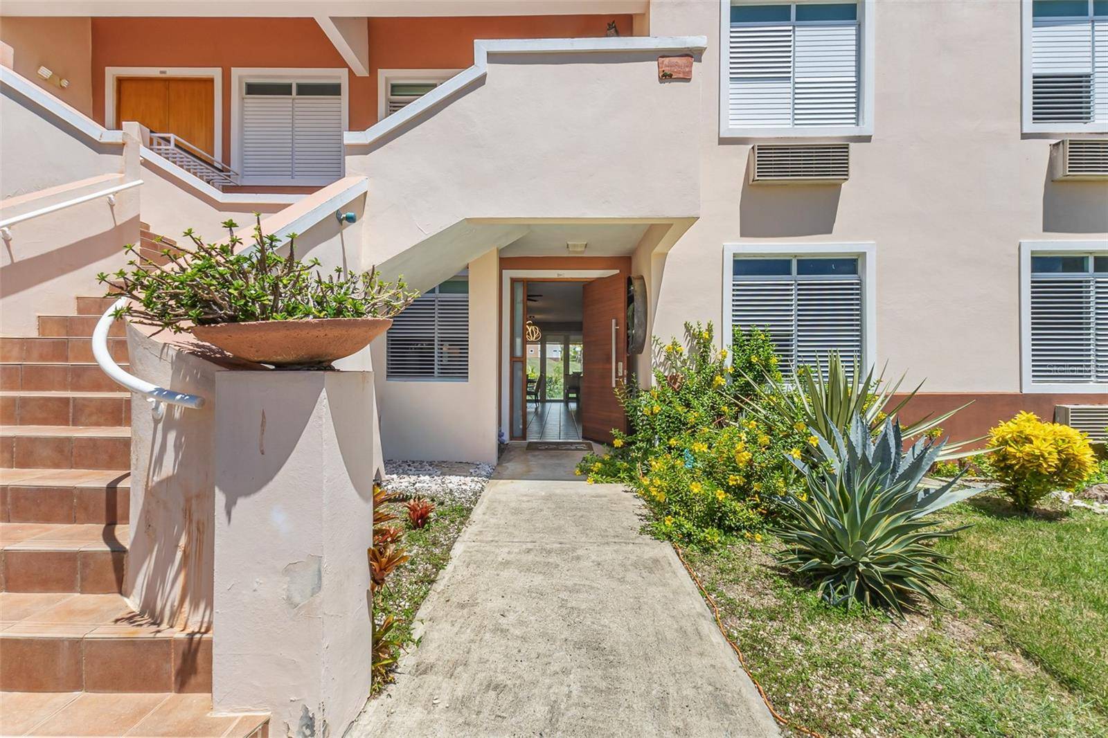 180 PALMAS DRIVE #18-A, Humacao, PR 00791