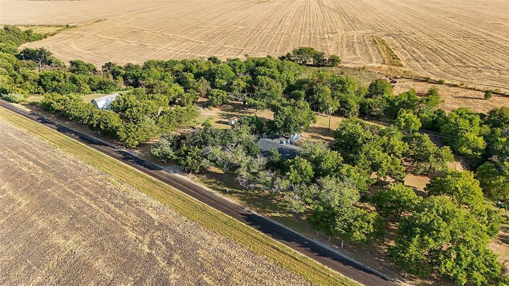 917 Goodwyn Road, Italy, TX 76651