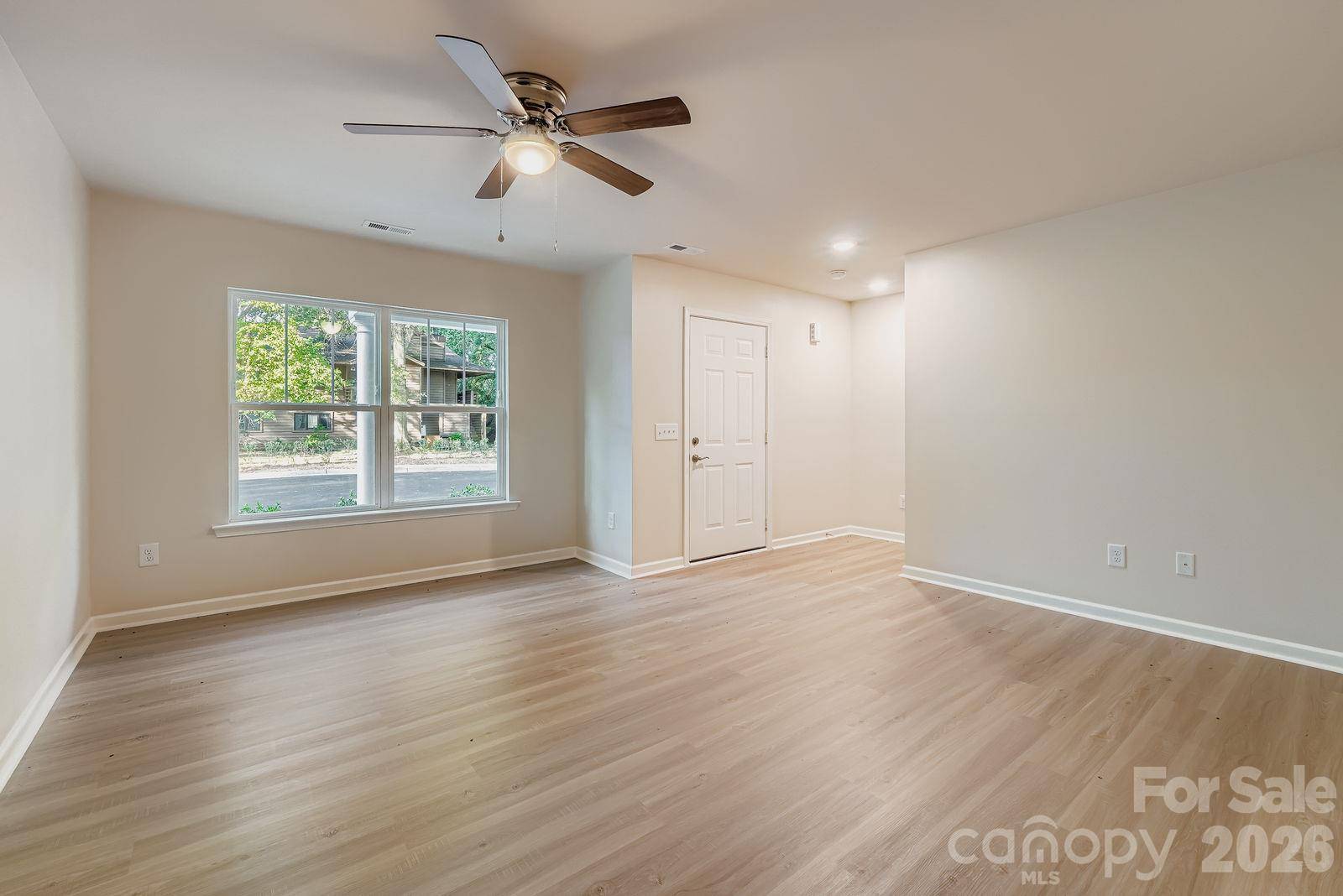 1773 J Julian LN, Charlotte, NC 28208