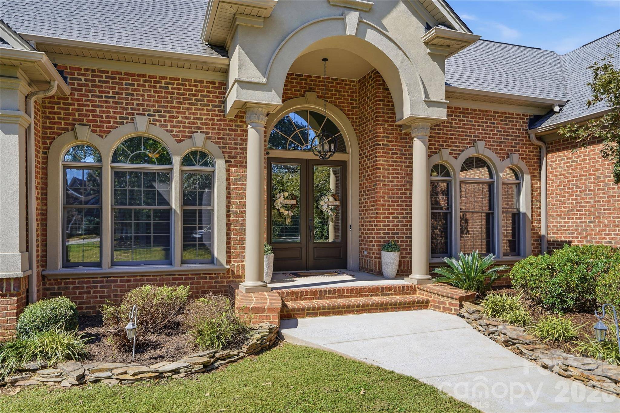 2469 Stoneview CT, Denver, NC 28037