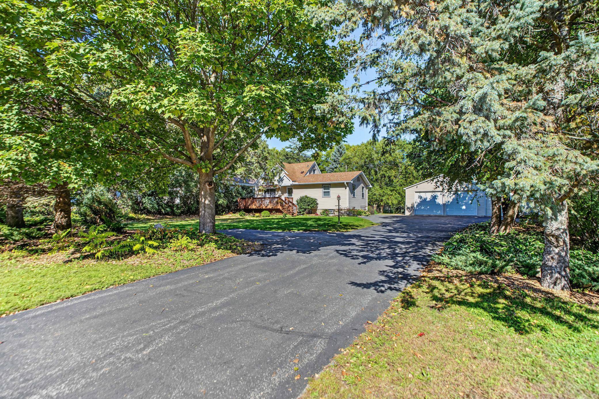 7918 Stillwater BLVD N, Oakdale, MN 55128