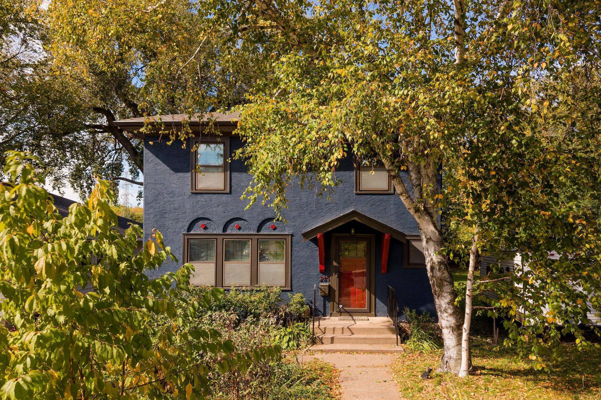 285 Queen AVE N, Minneapolis, MN 55405