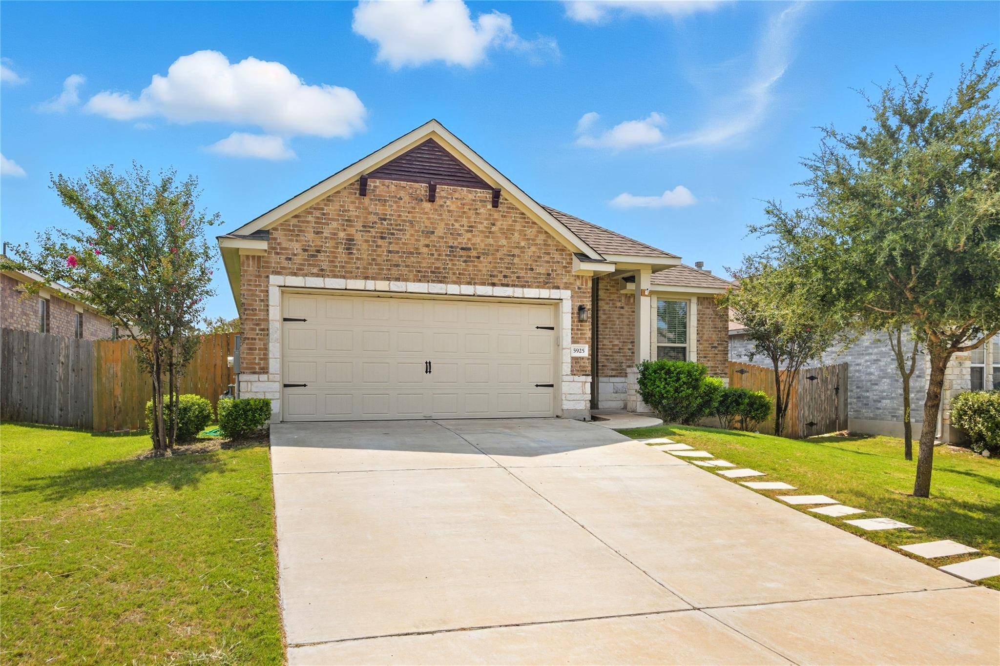 5925 Malta CIR, Round Rock, TX 78665