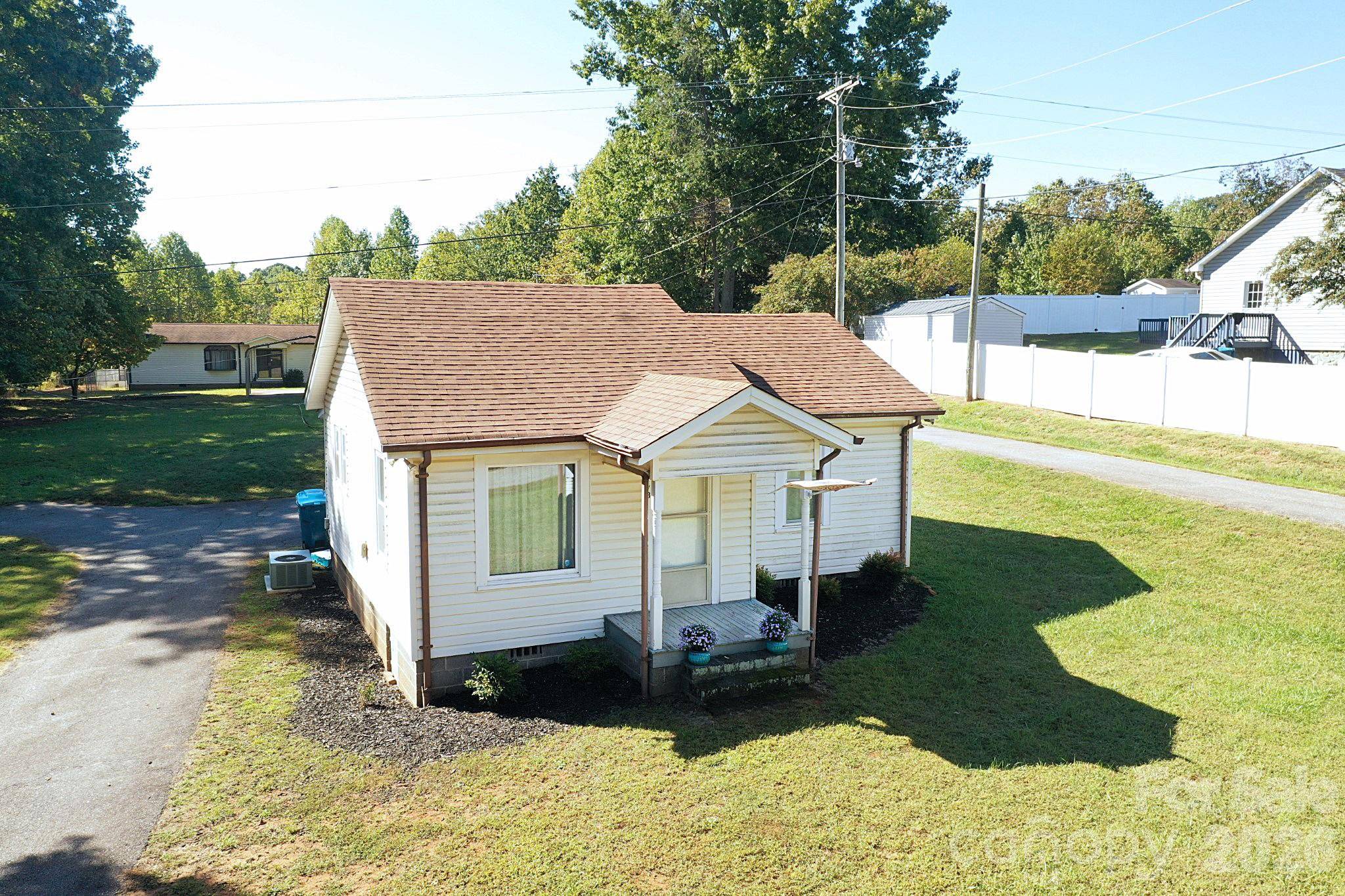 4173 S Fork AVE, Hickory, NC 28602