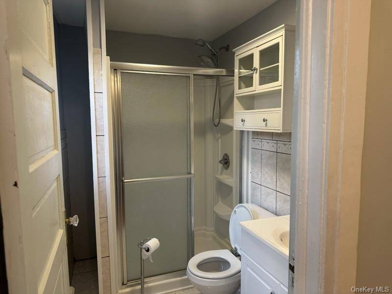 26 Frederick AVE, Babylon, NY 11702
