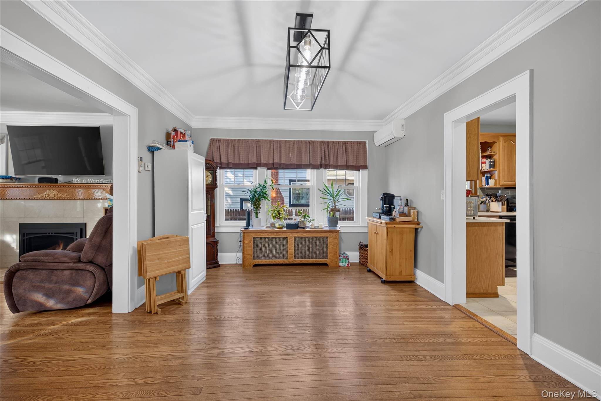 69 Robert ST, Patchogue, NY 11772