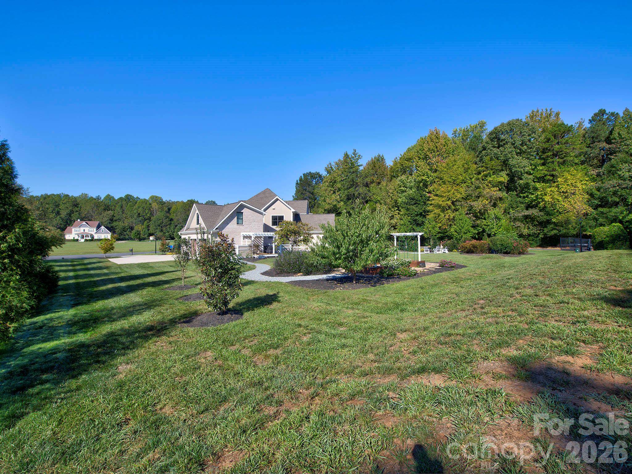 8833 Kerns Meadow LN, Huntersville, NC 28078