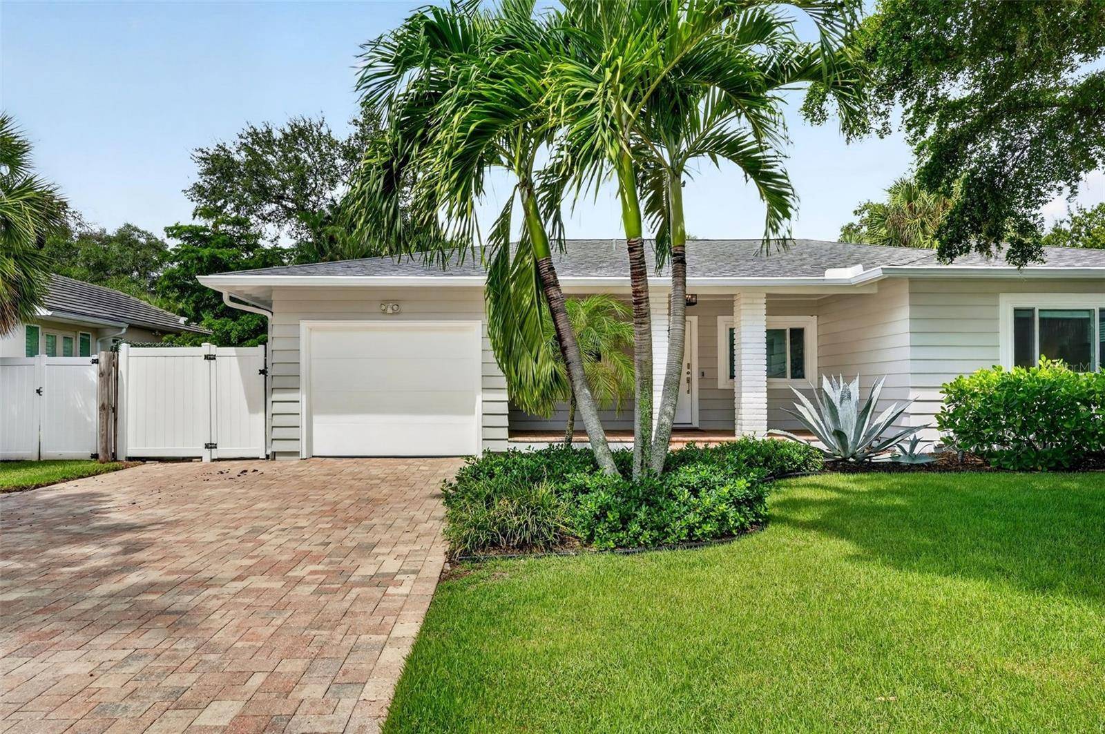 1965 HIBISCUS ST, Sarasota, FL 34239