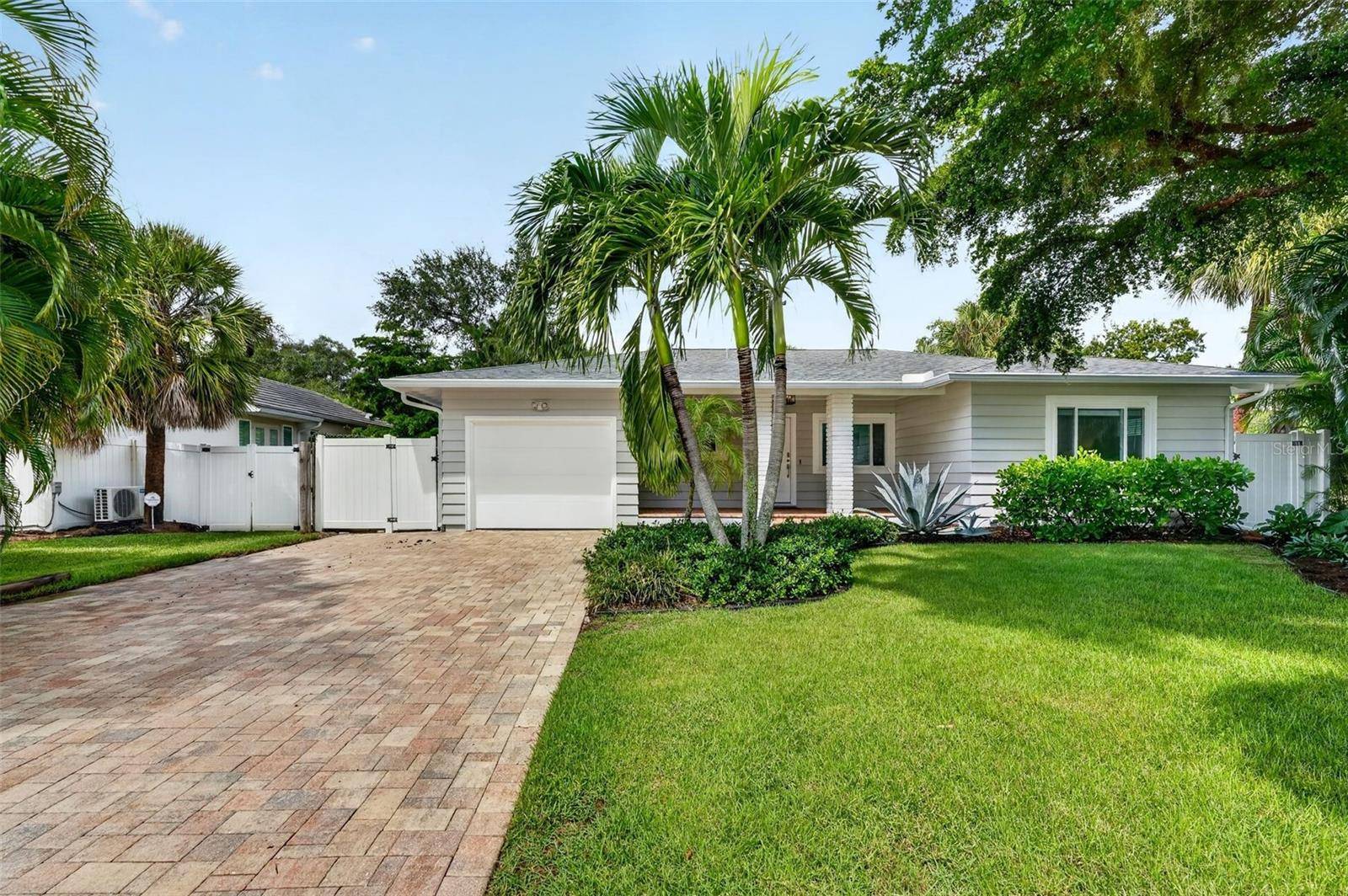 1965 HIBISCUS ST, Sarasota, FL 34239