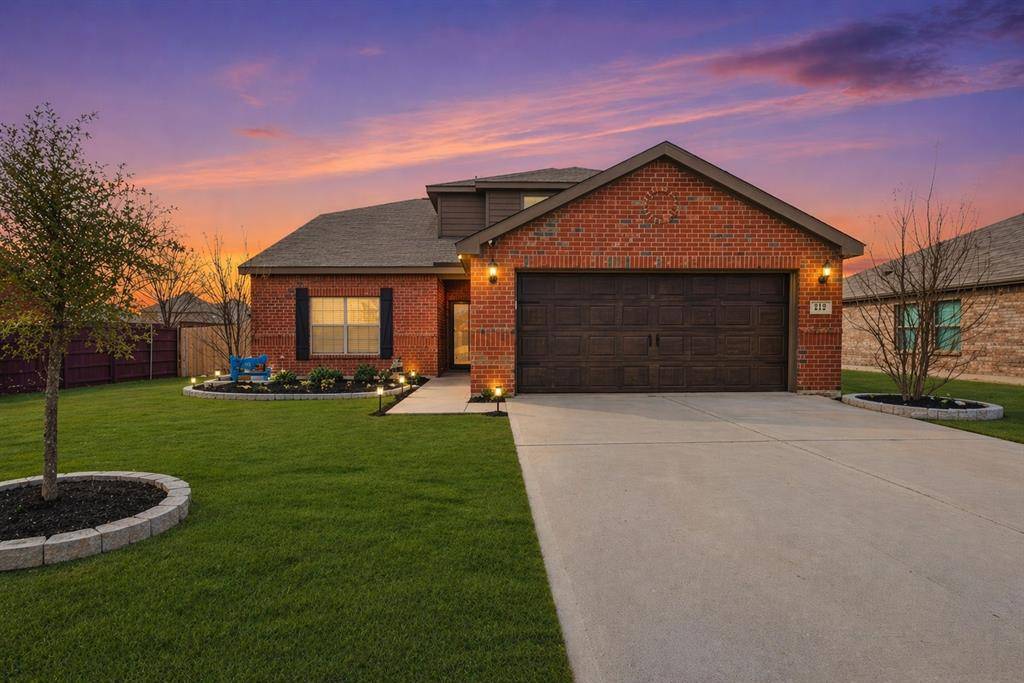 112 Saloon Cove E, Newark, TX 76071