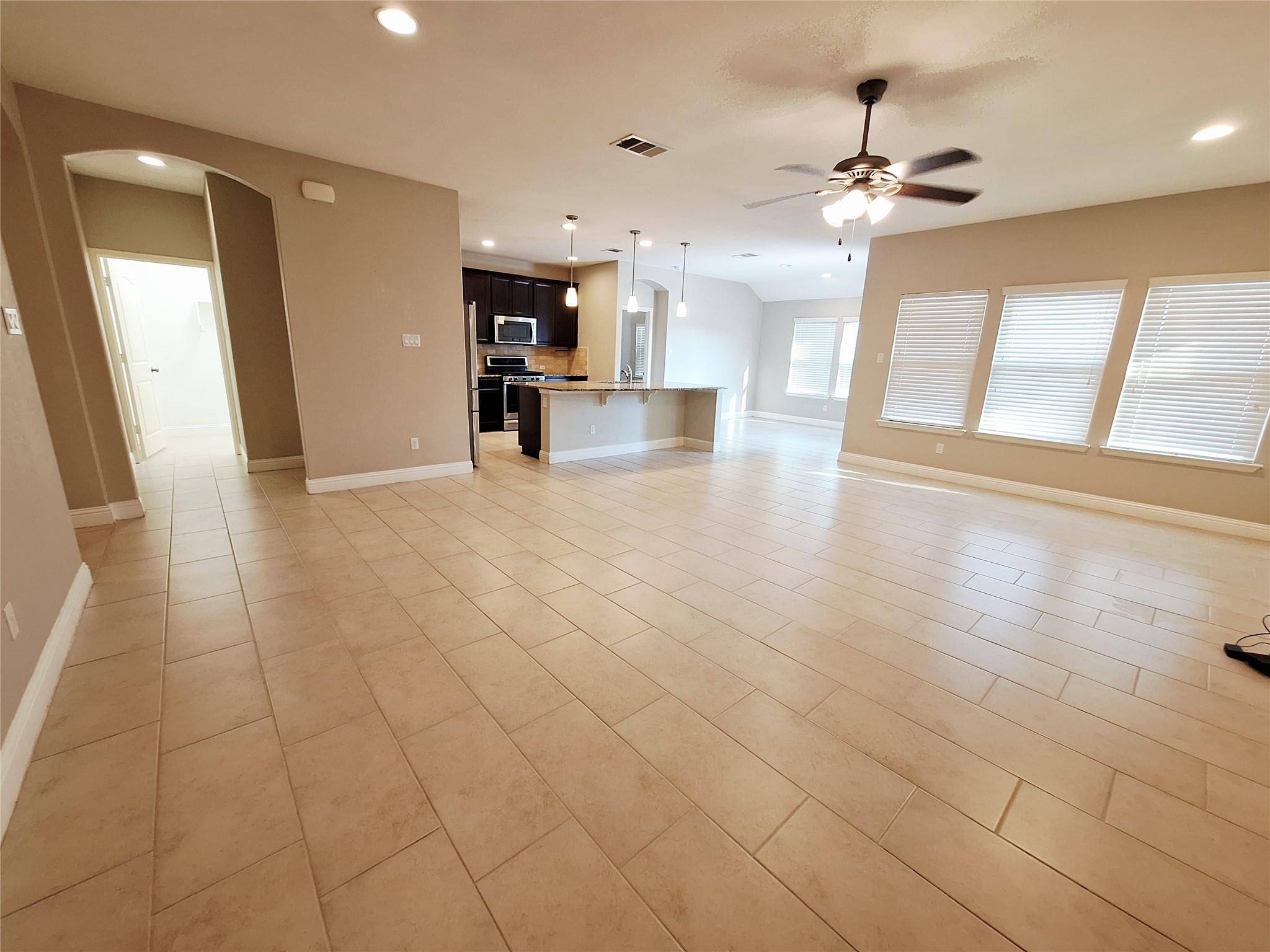 3304 De Torres CIR, Round Rock, TX 78665