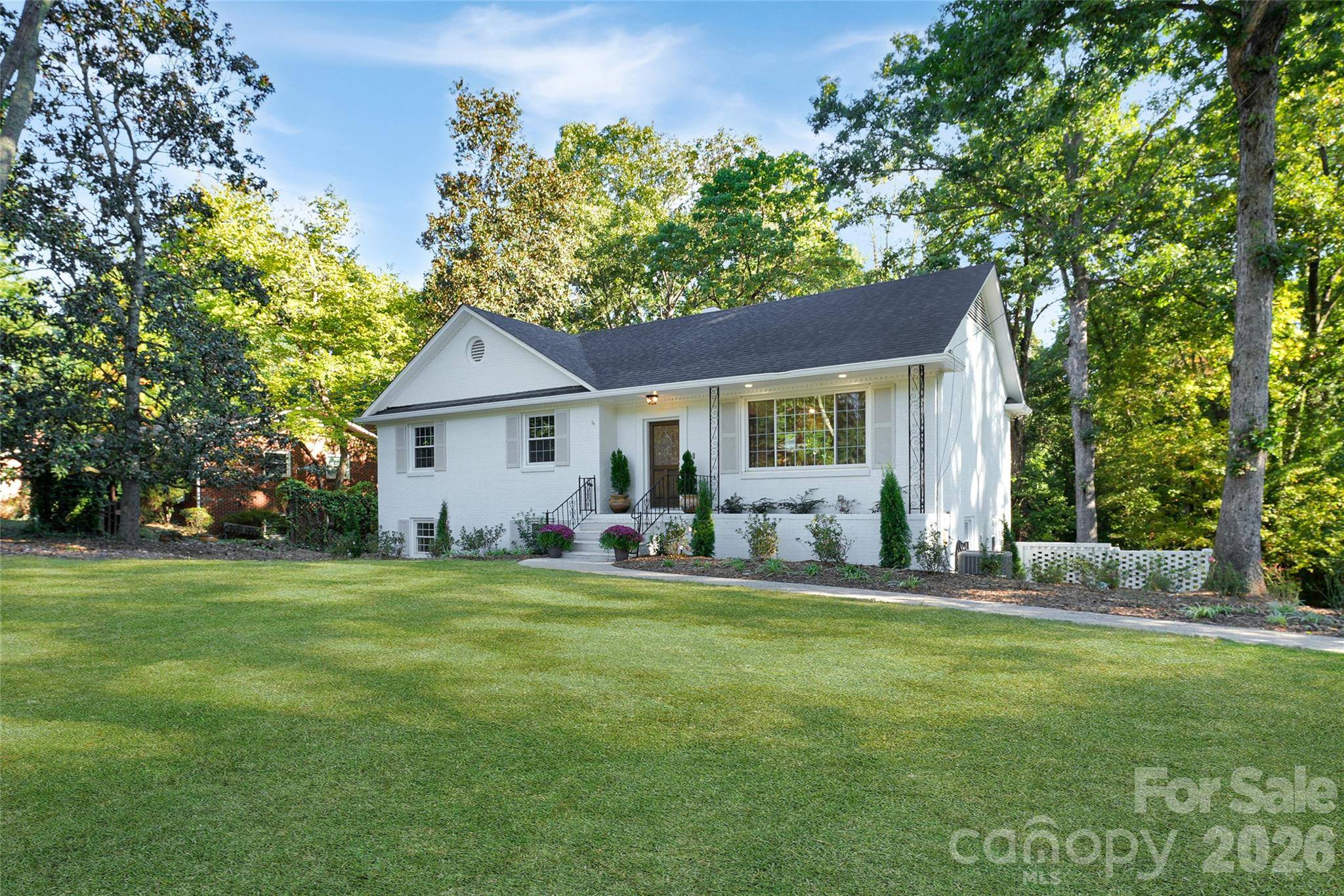 7527 Gayle AVE, Charlotte, NC 28212
