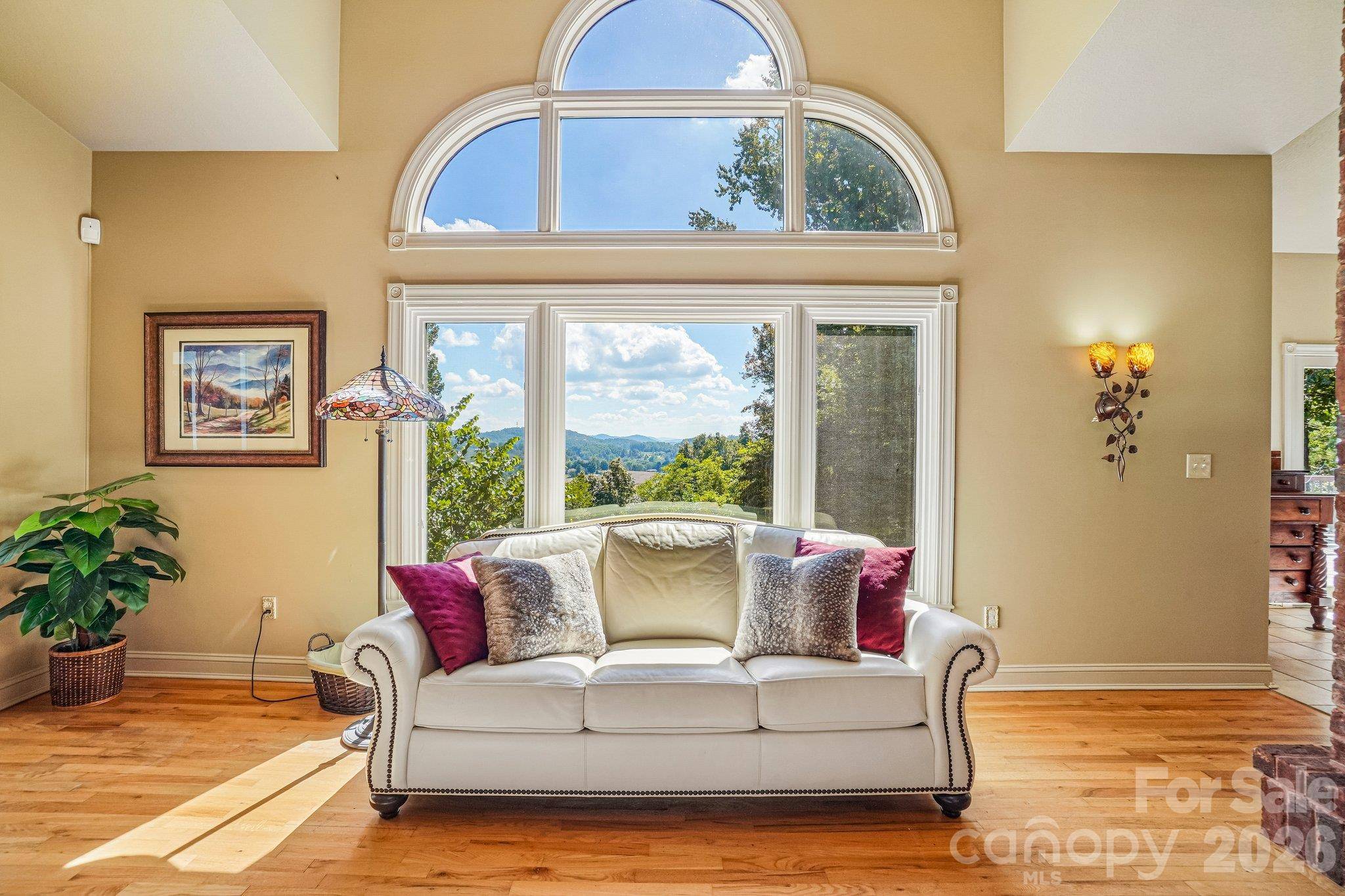 239 Bearwallow Mountain RD, Hendersonville, NC 28792