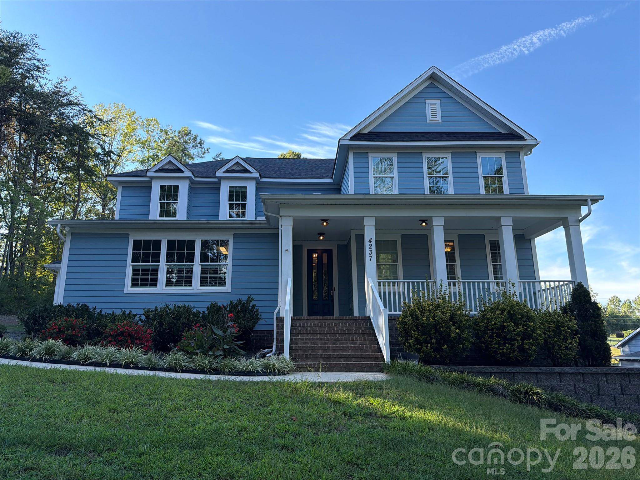 4237 Island Fox LN, Denver, NC 28037
