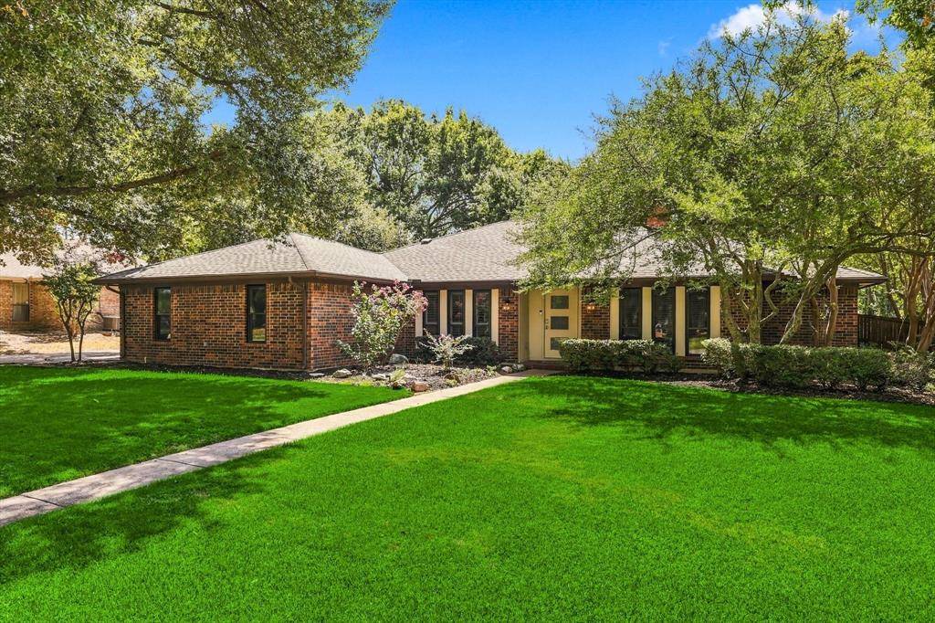 541 Briarglen Drive, Coppell, TX 75019