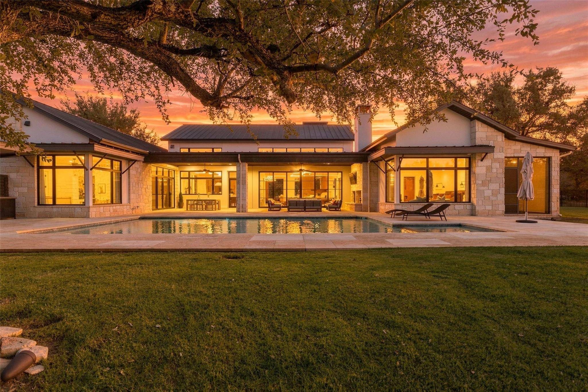 19101 Sean Avery PATH, Spicewood, TX 78669
