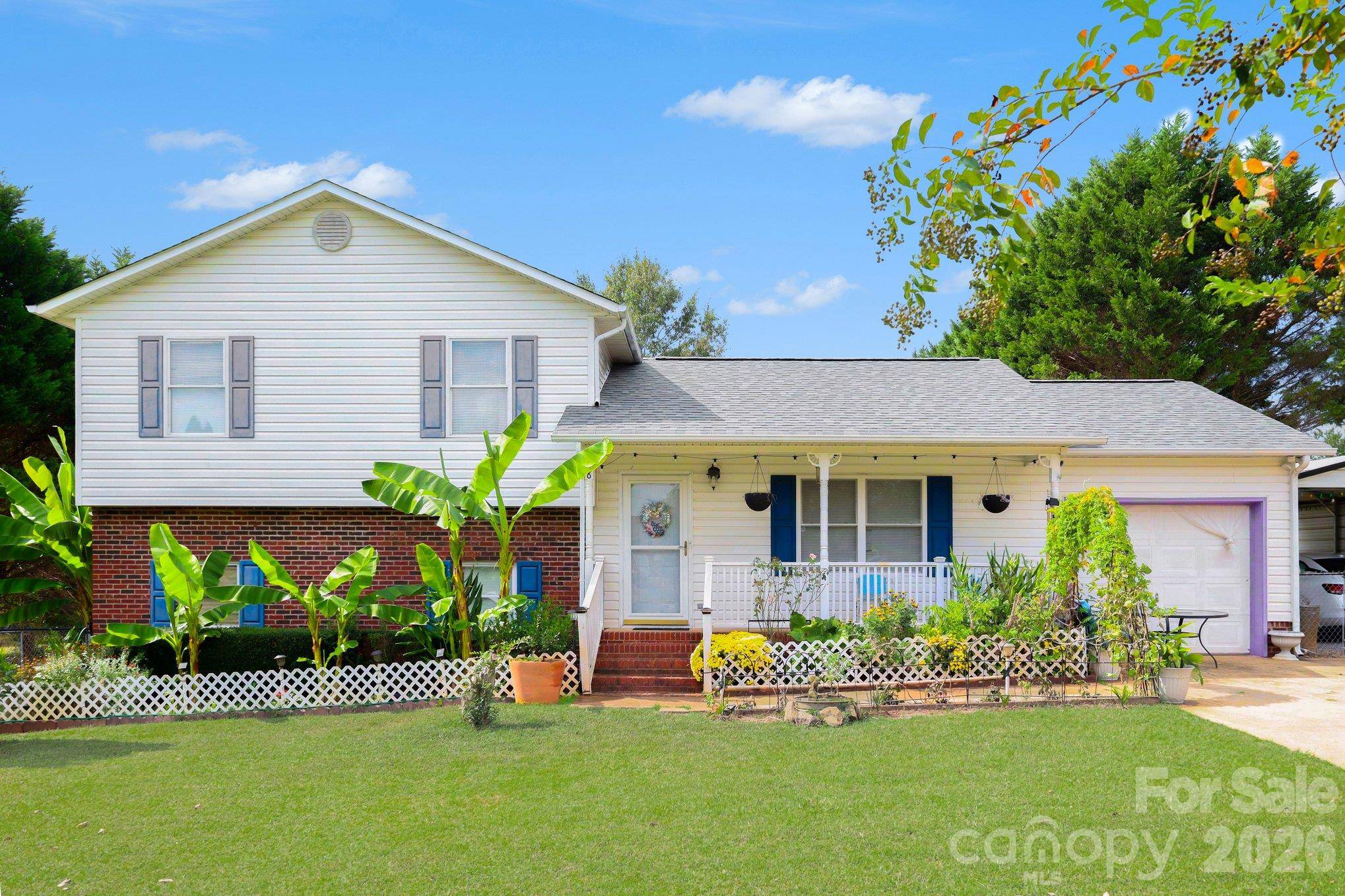 938 Lyndsey Brooke CT, Lincolnton, NC 28092