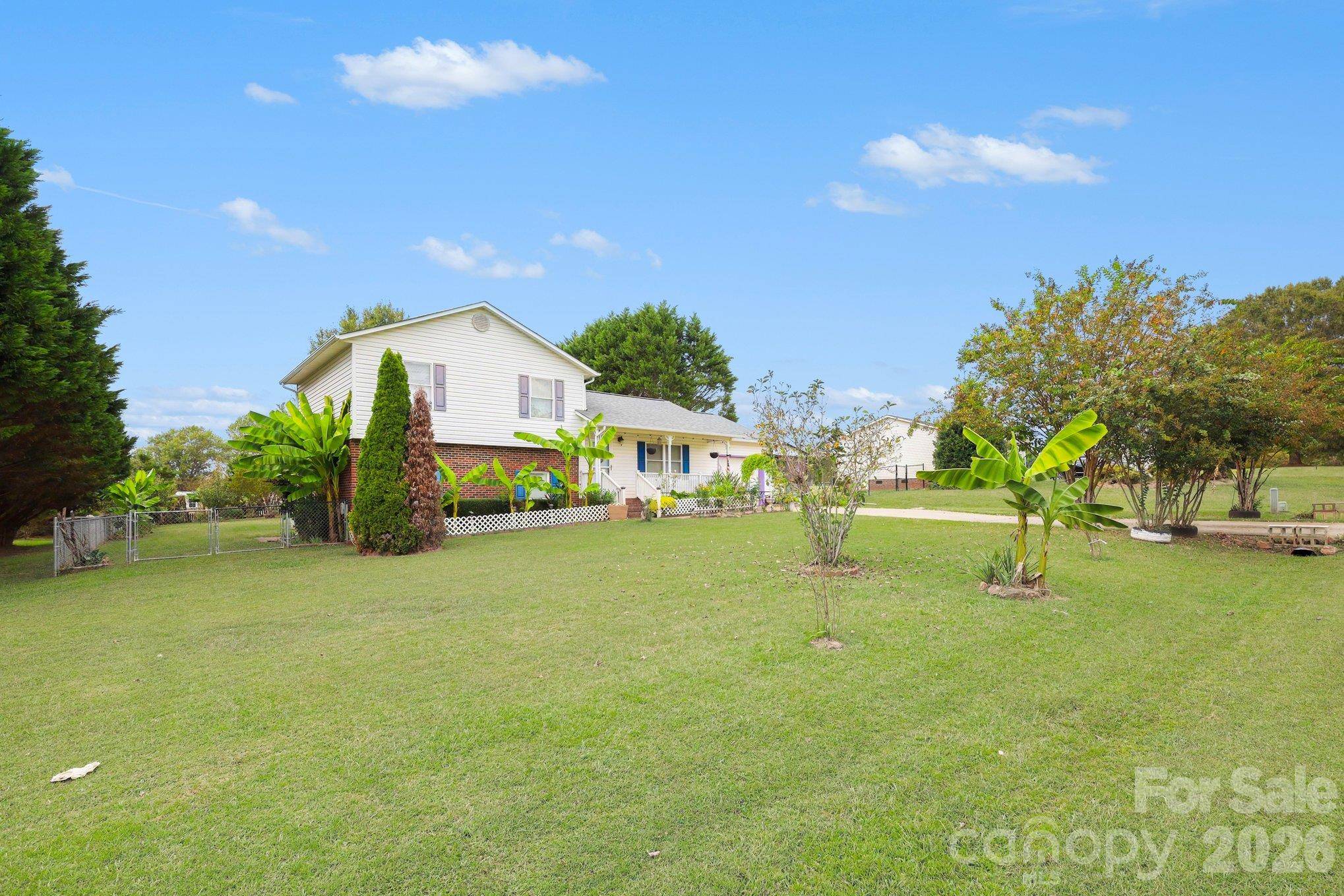 938 Lyndsey Brooke CT, Lincolnton, NC 28092