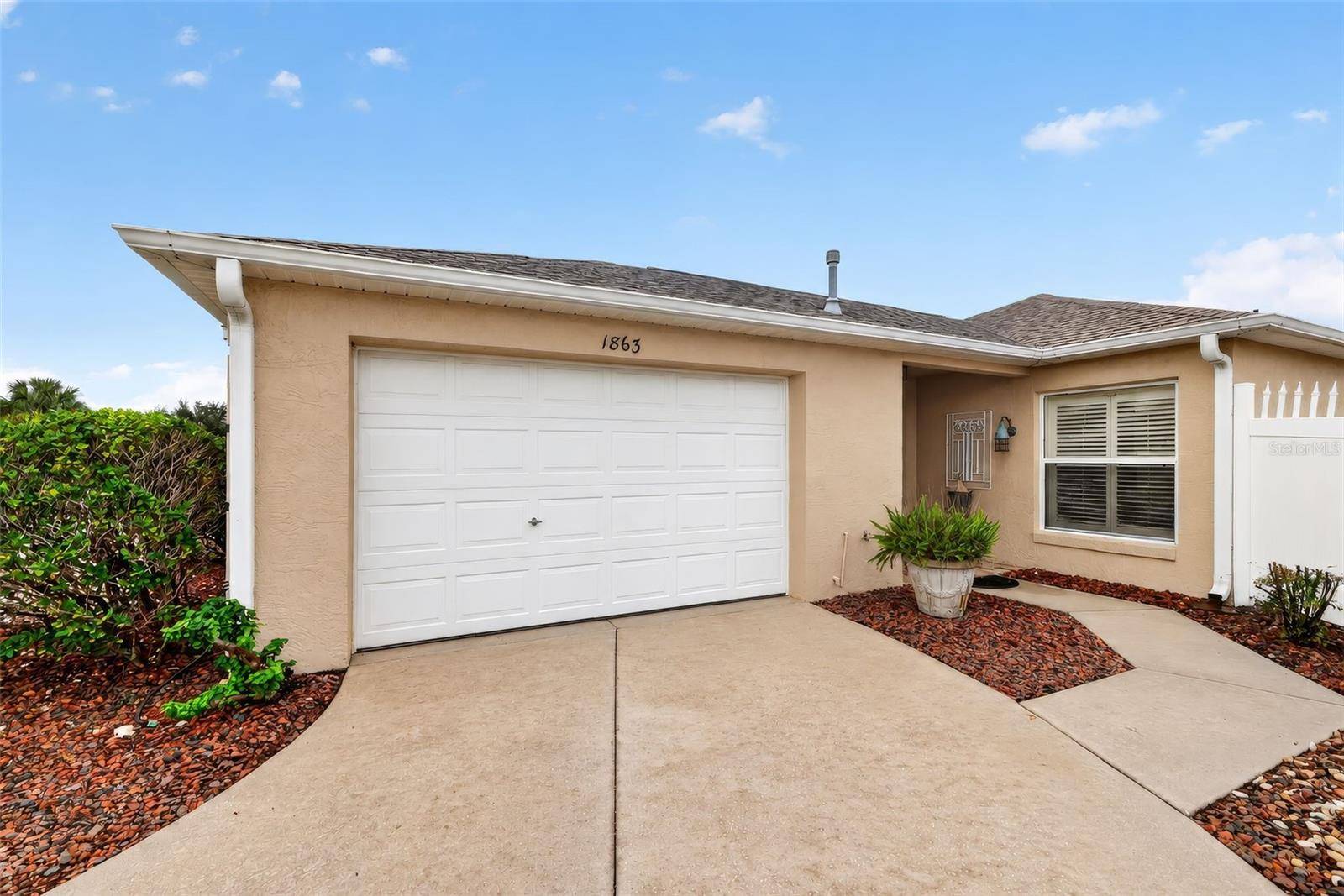 1863 DALTON DR, The Villages, FL 32162