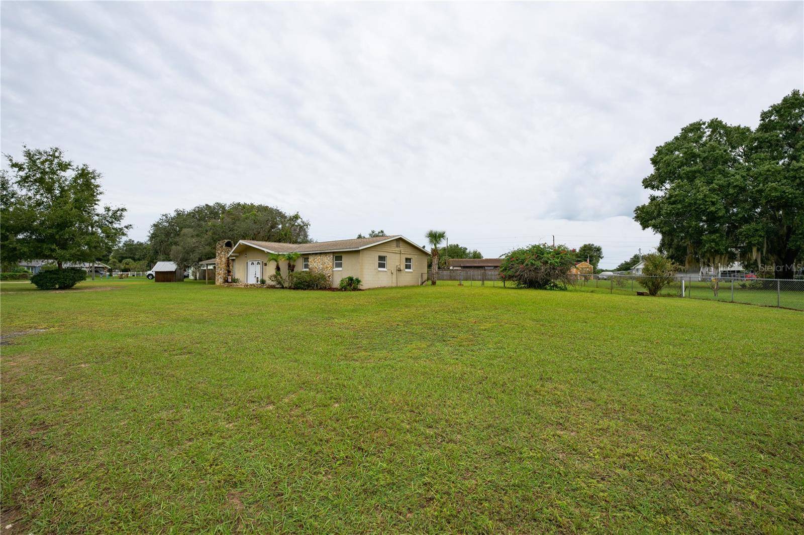 19839 ELDORADO DR, Eustis, FL 32736
