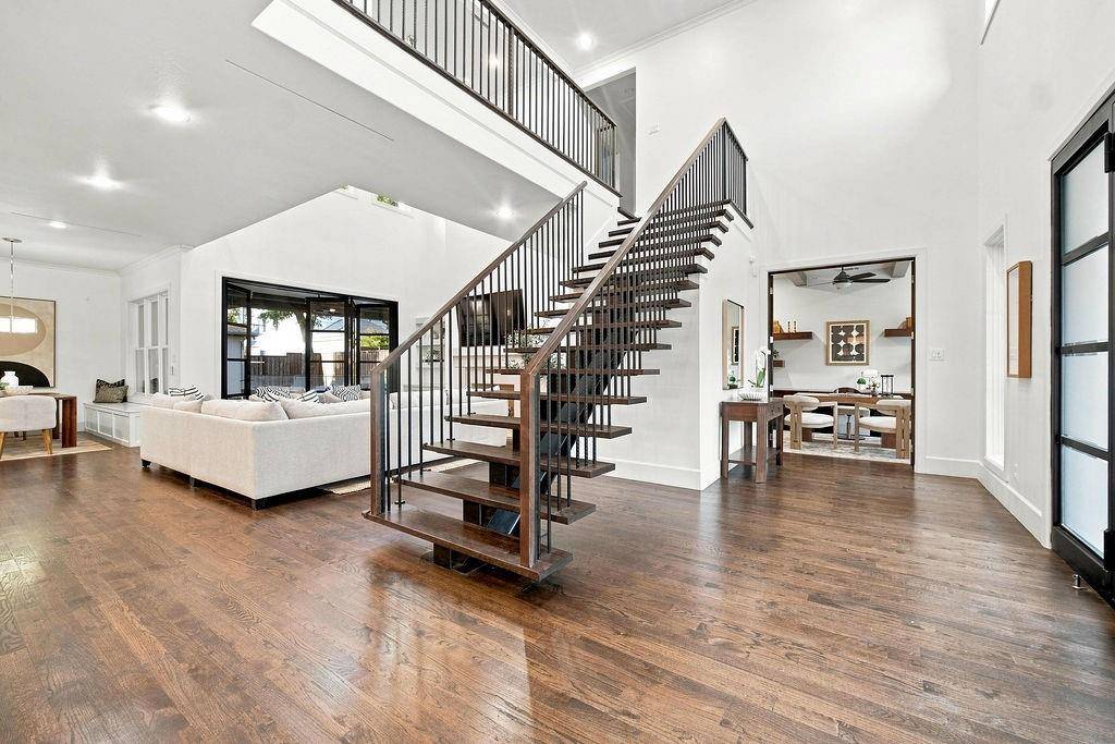 6615 Northwood Road, Dallas, TX 75225