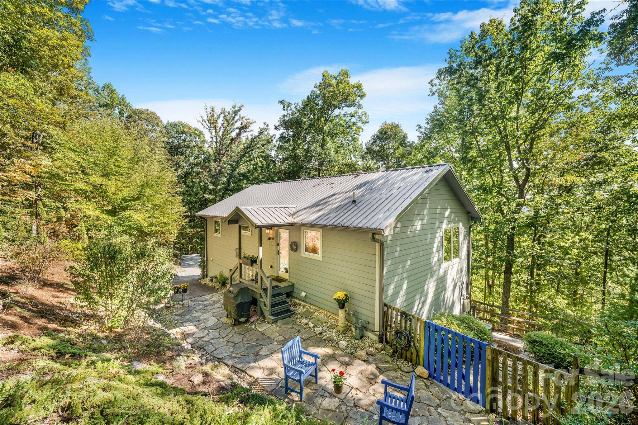 115 Laurel Wood DR, Mars Hill, NC 28754