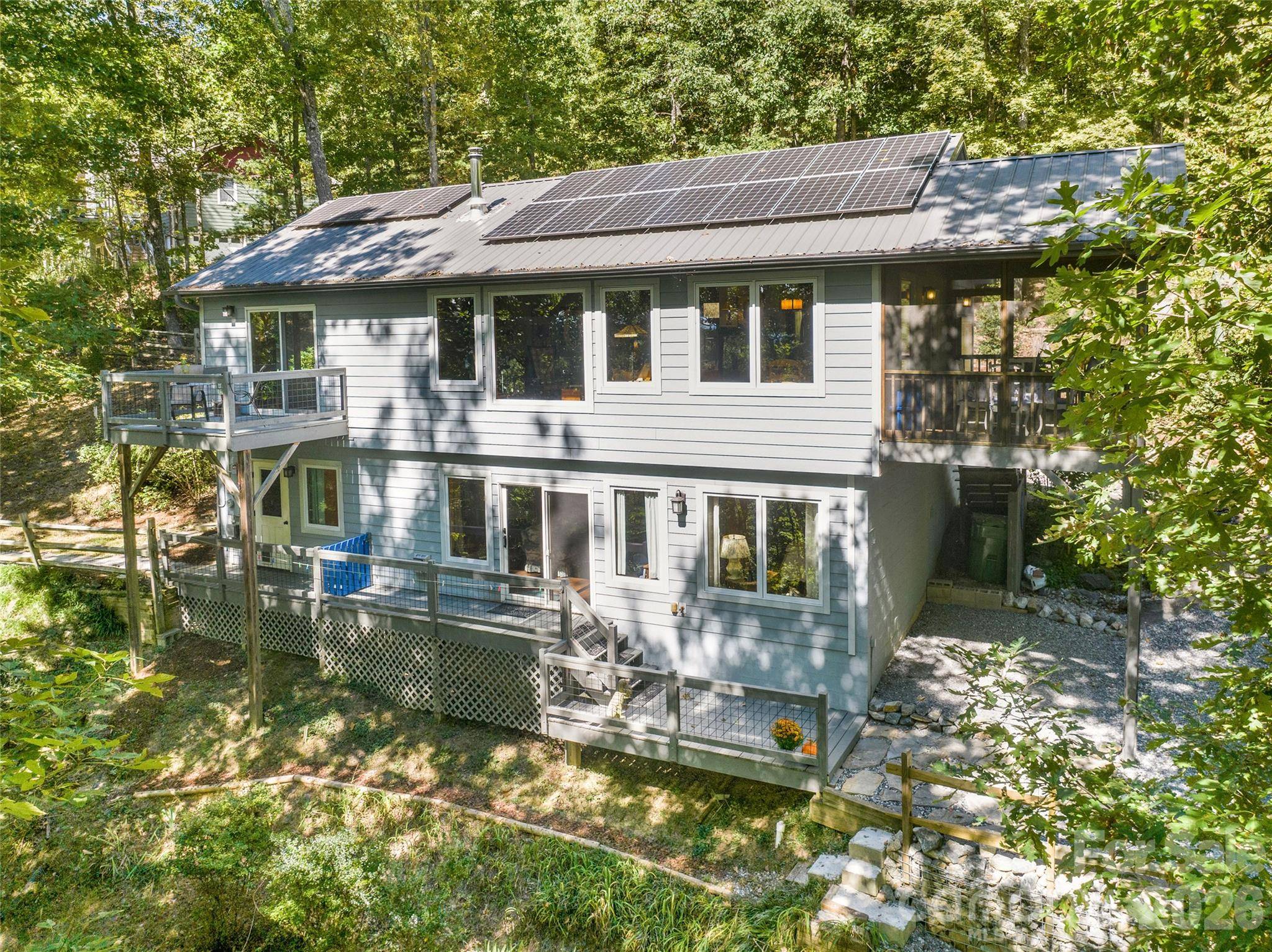 115 Laurel Wood DR, Mars Hill, NC 28754