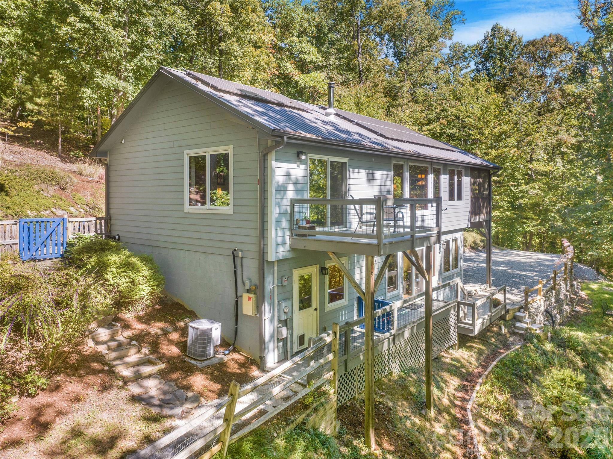 115 Laurel Wood DR, Mars Hill, NC 28754